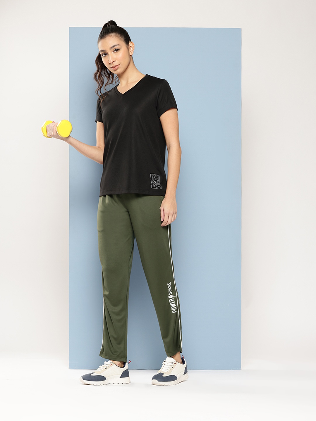 

Slazenger Ultra-Dry Typography Printed Track Pants, Olive