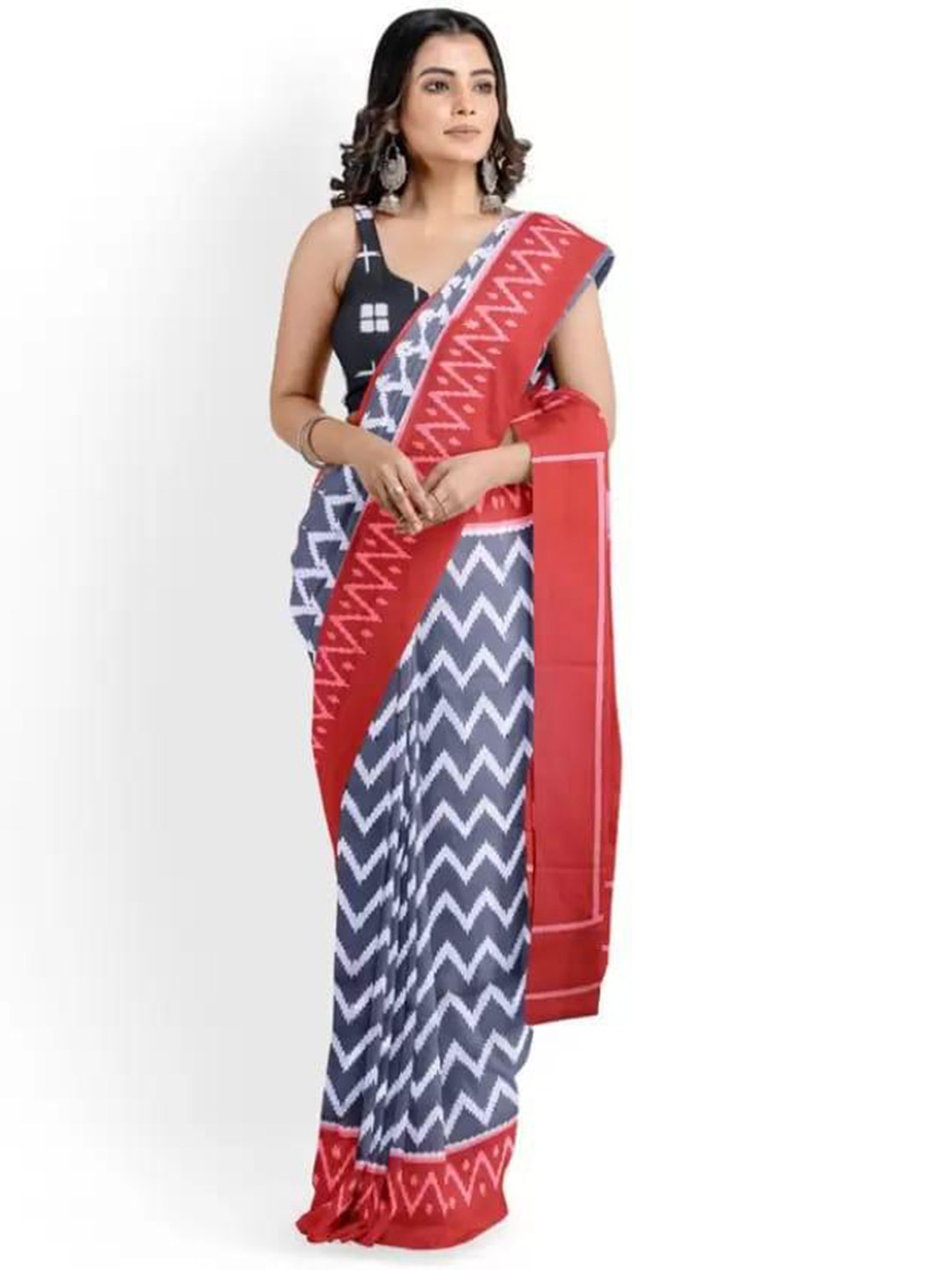 

clothonus Geometric Printed Block Print Saree, Grey