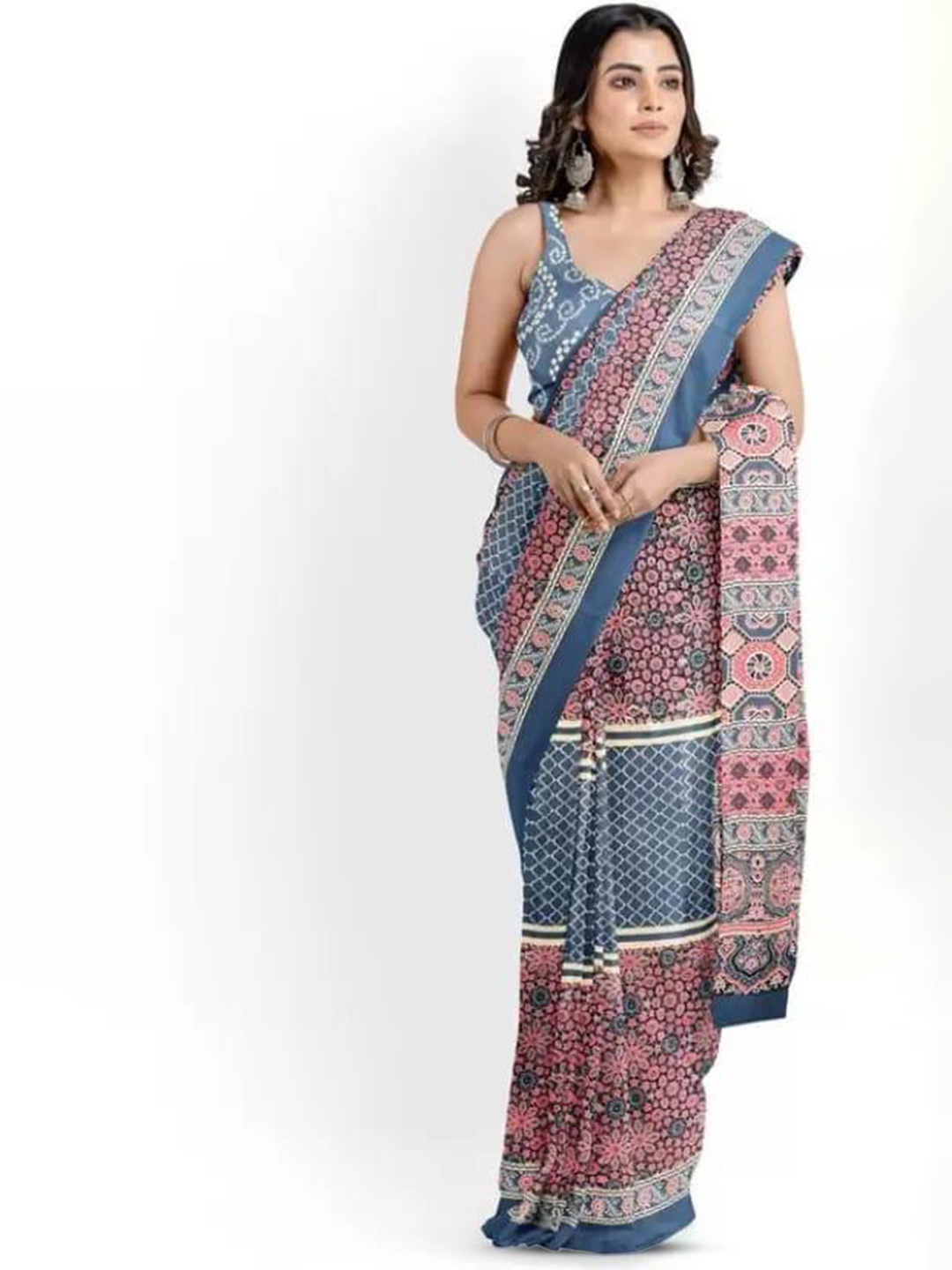 

clothonus Ethnic Motifs Printed Block Print Saree, Blue