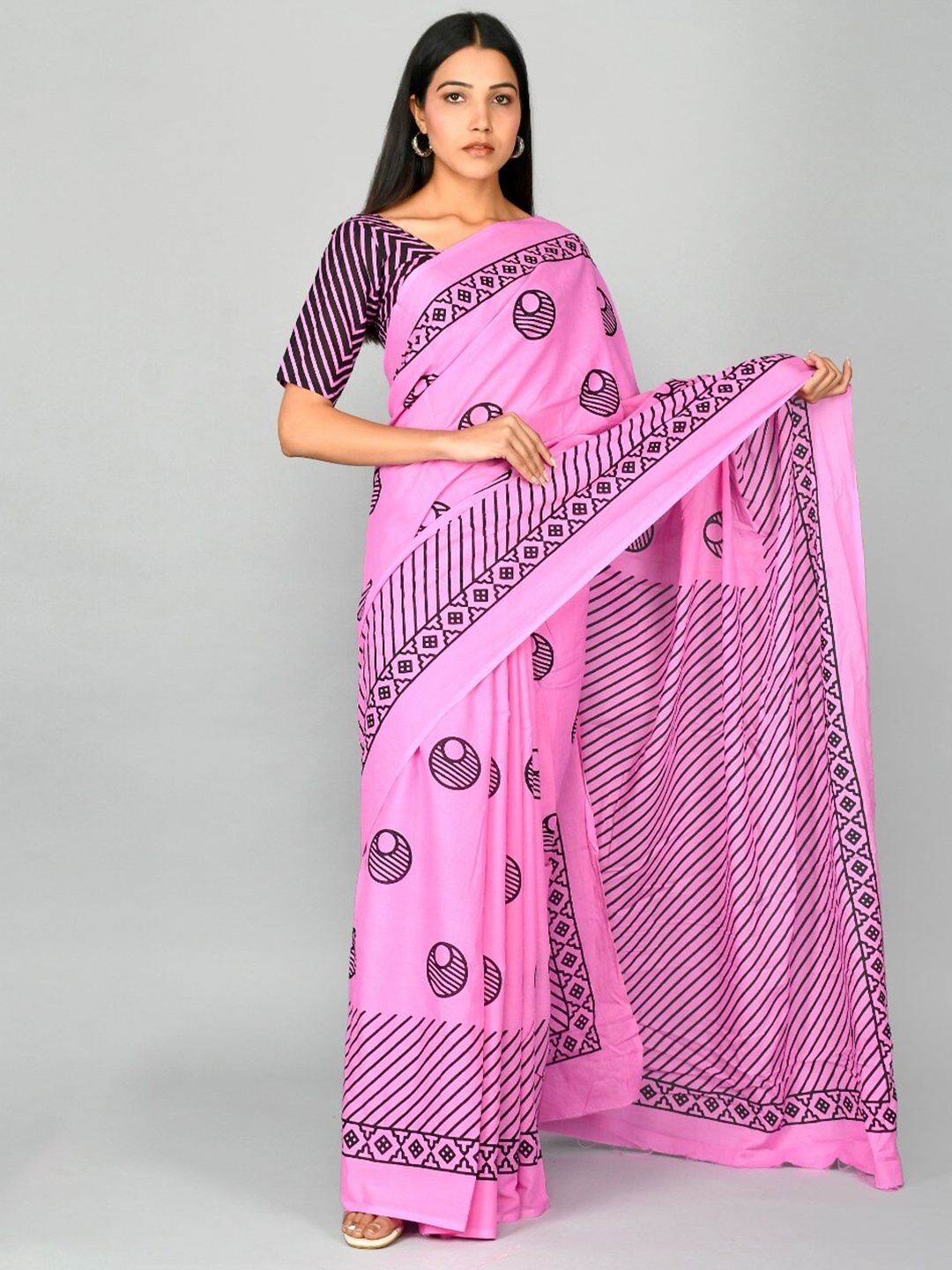 

clothonus Ethnic Motifs Printed Block Print Saree, Pink
