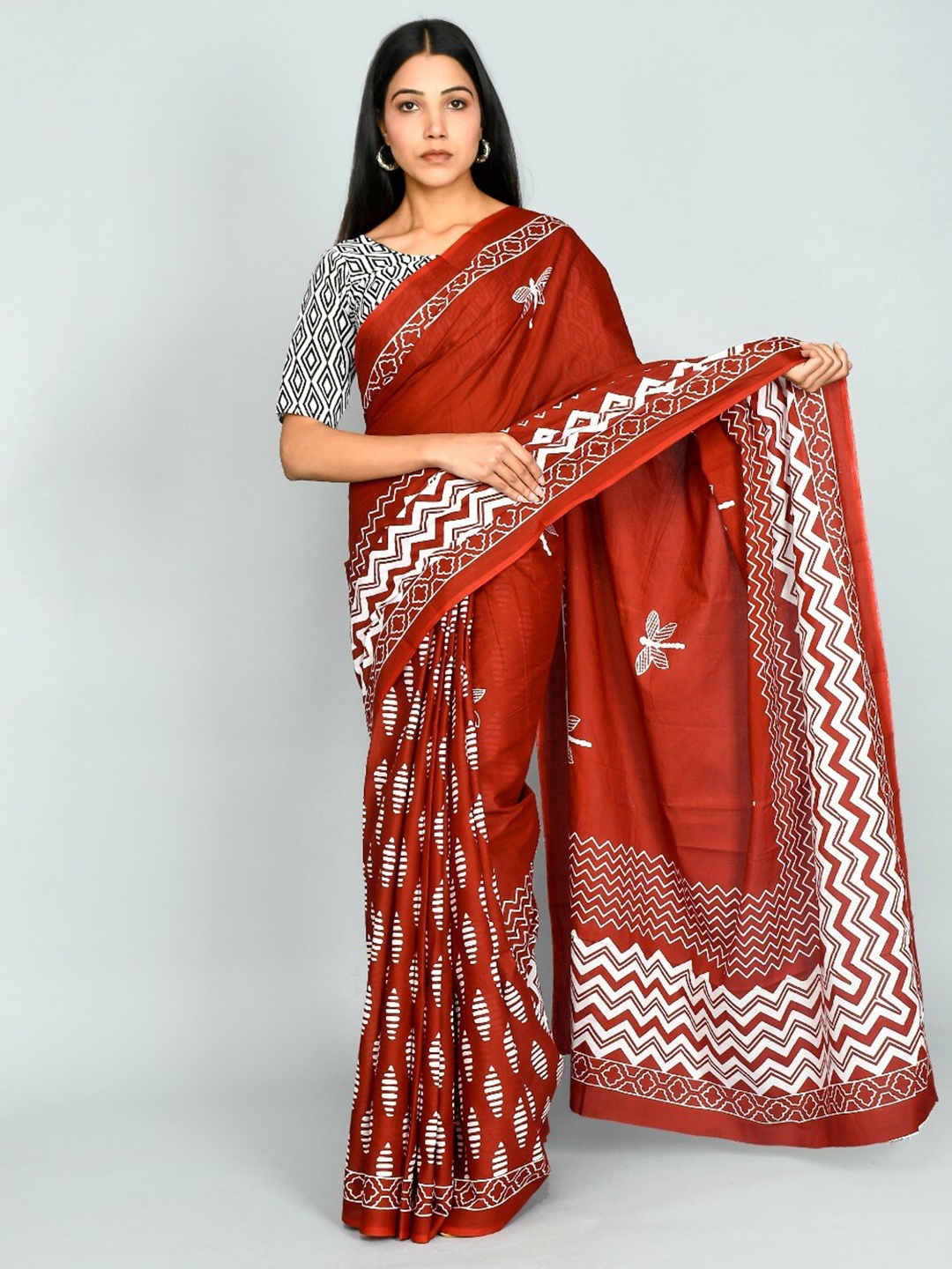 

clothonus Ethnic Motifs Block Print Saree, Rust