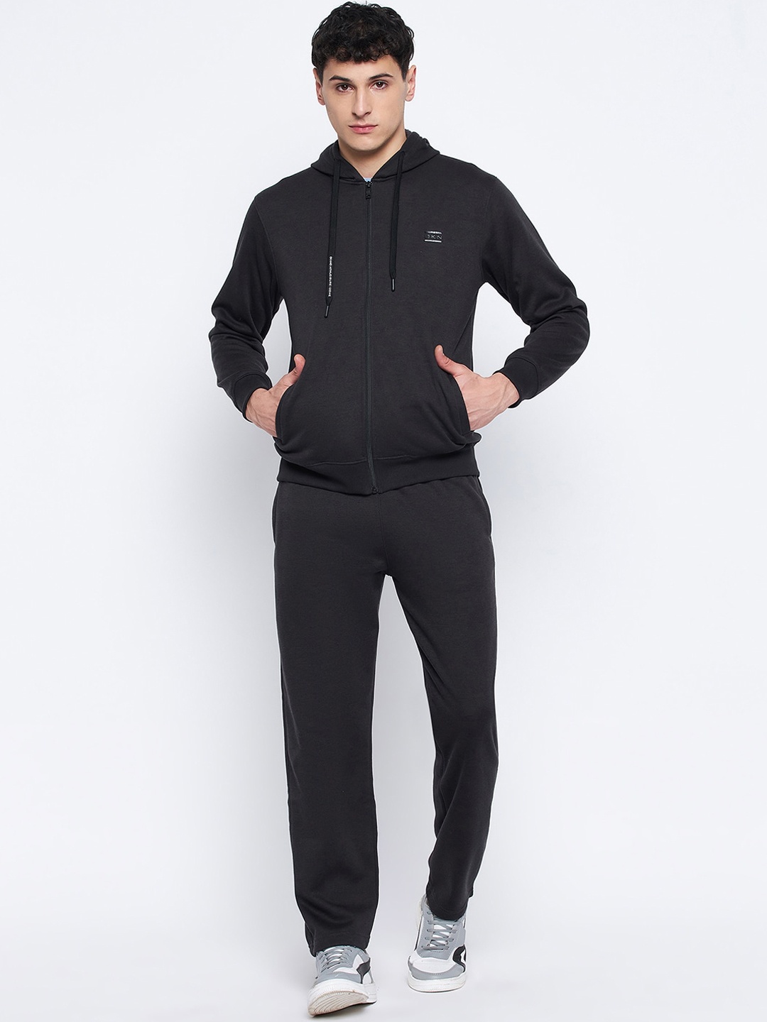 

Okane Hooded Long Sleeves Tracksuit, Grey