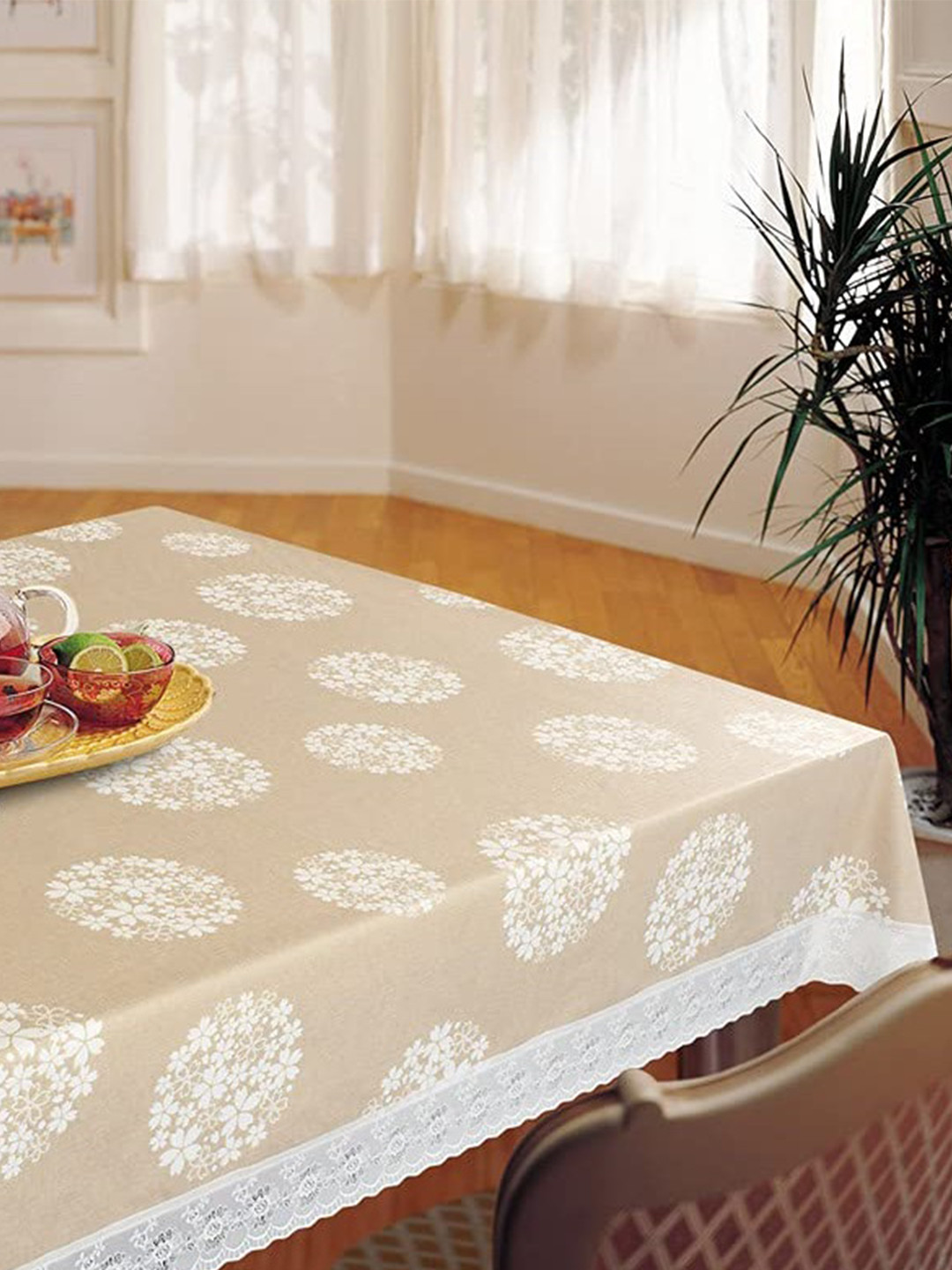 

Freelance Beige & White 4Seater Waterproof Rectangle Table Cover