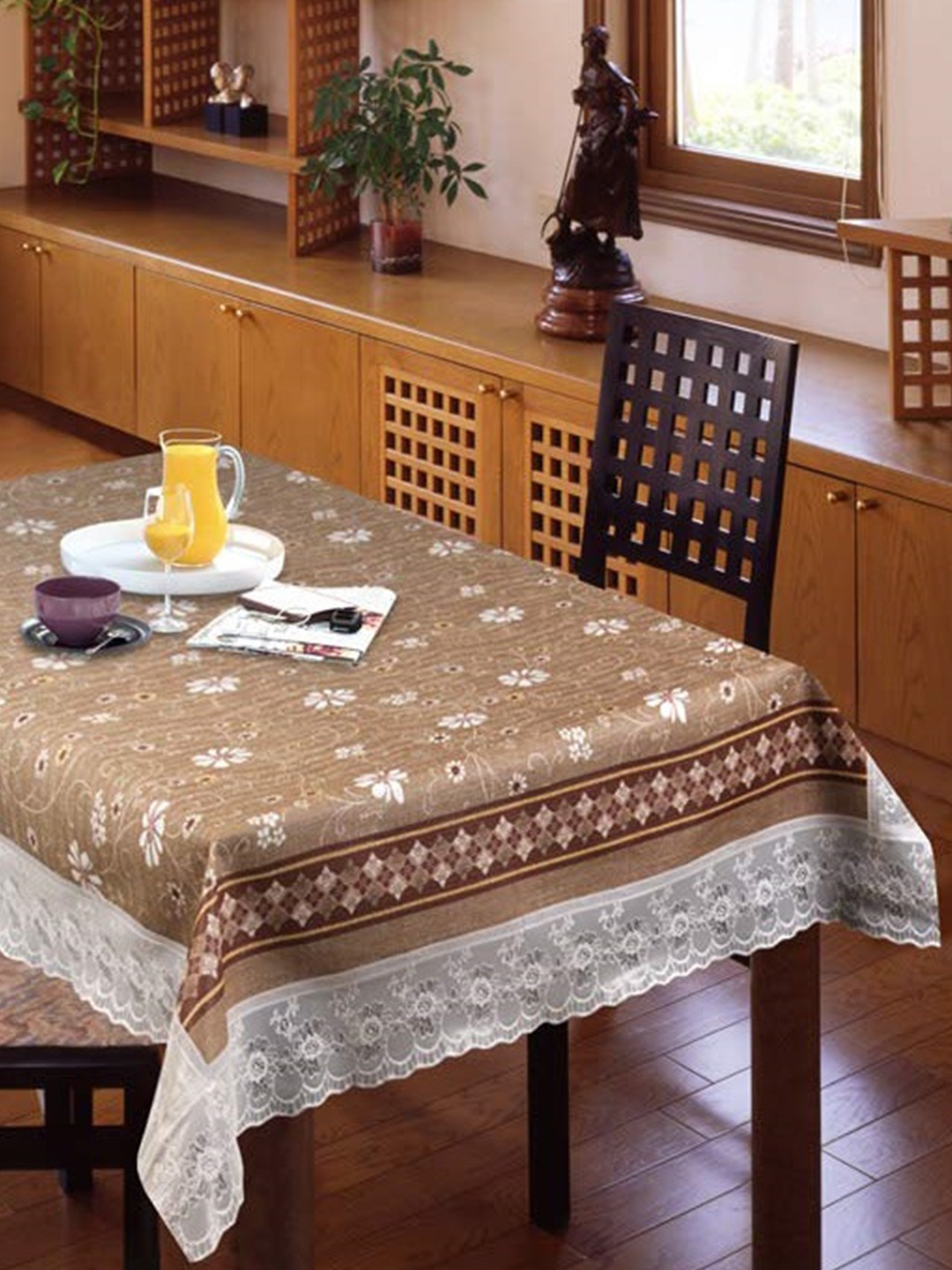 

Freelance Brown & White Floral 1.37 m X 1.98 m Rectangle Table Cover