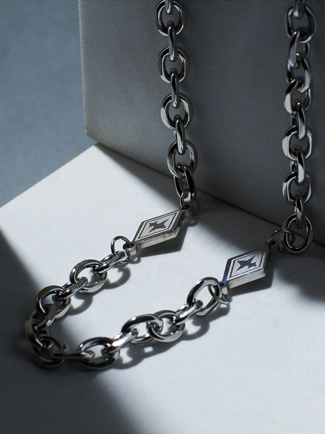 

SALTY Men Stainless Steel Prestige Silver Chain