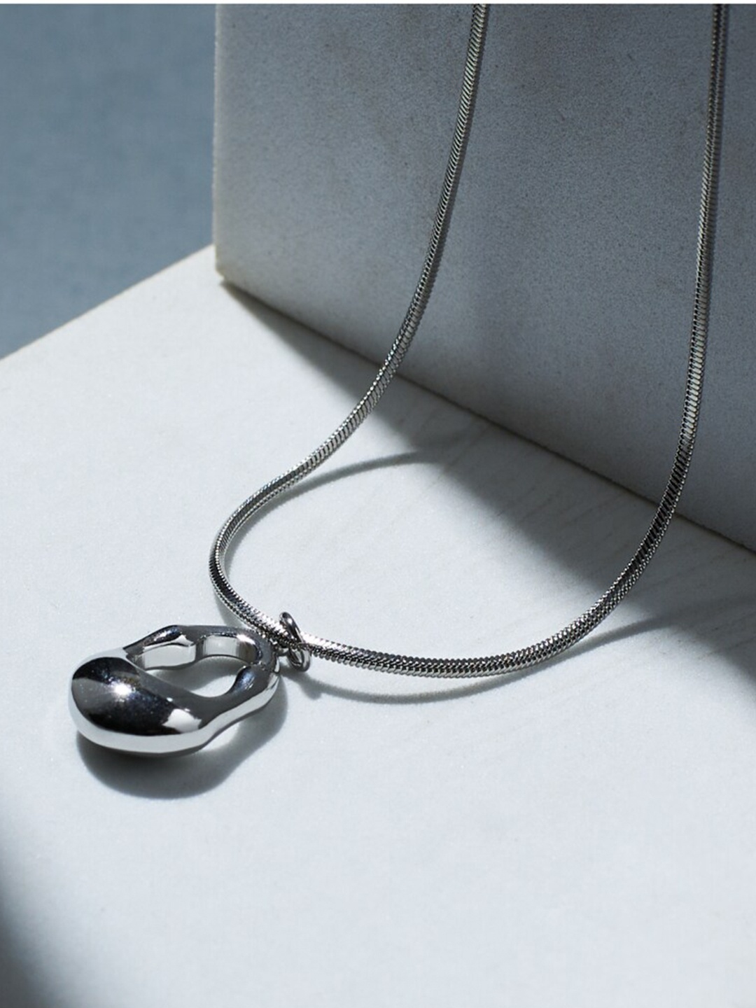 

SALTY Stainless Steel Curio Cascade Silver Chain