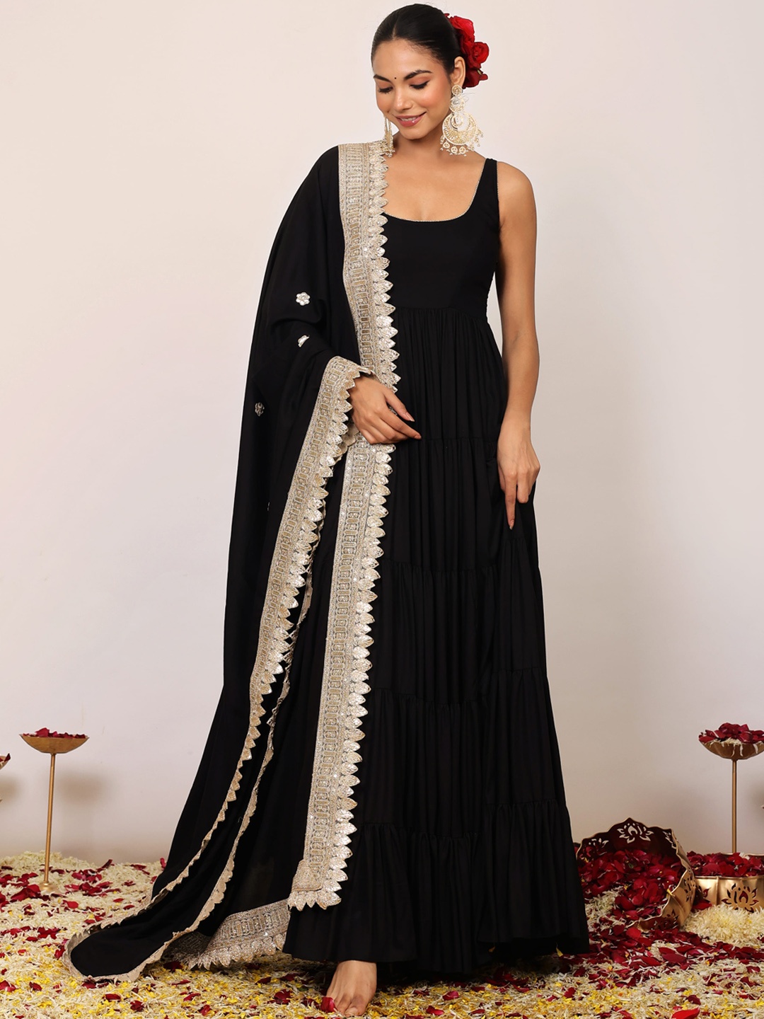 

KAORI BY SHREYA AGARWAL Embroidered Anarkali Kurta, Black