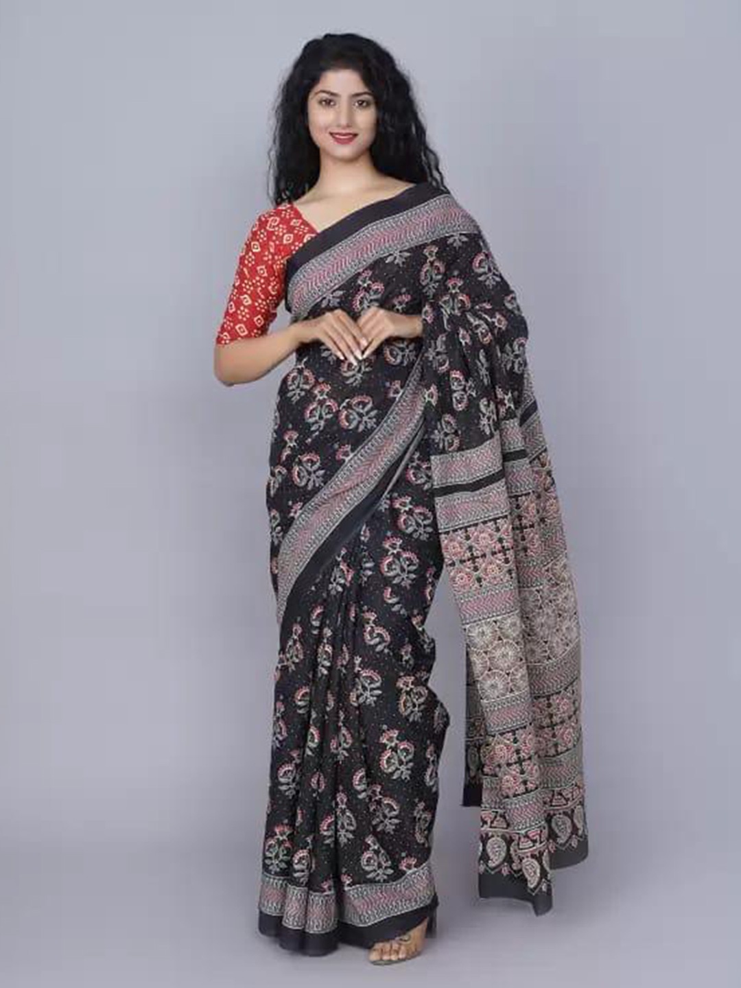 

JALTHER Ethnic Motifs Pure Cotton Block Print Saree, Black