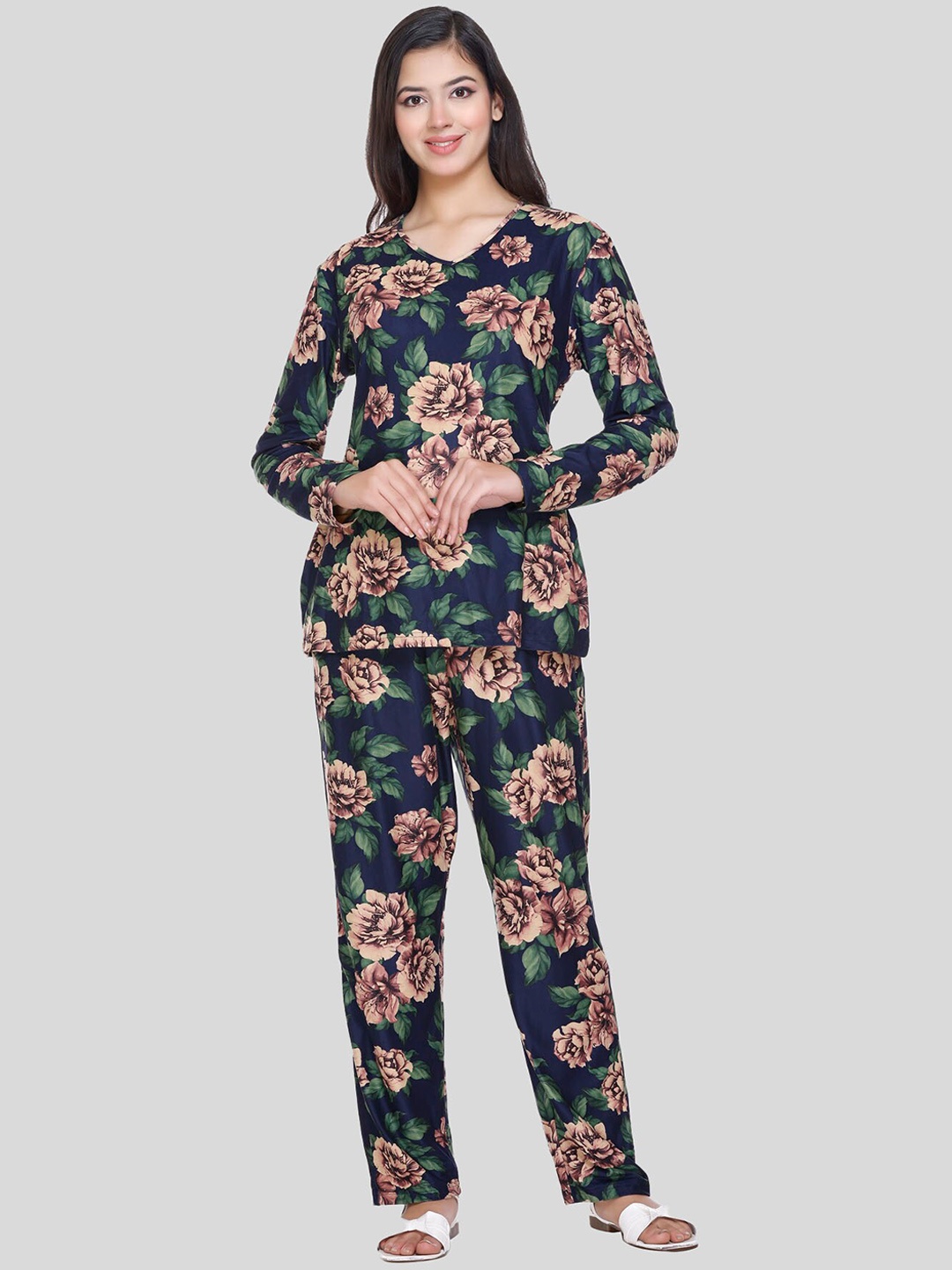 

Y&I Floral Printed Top With Trouser, Navy blue