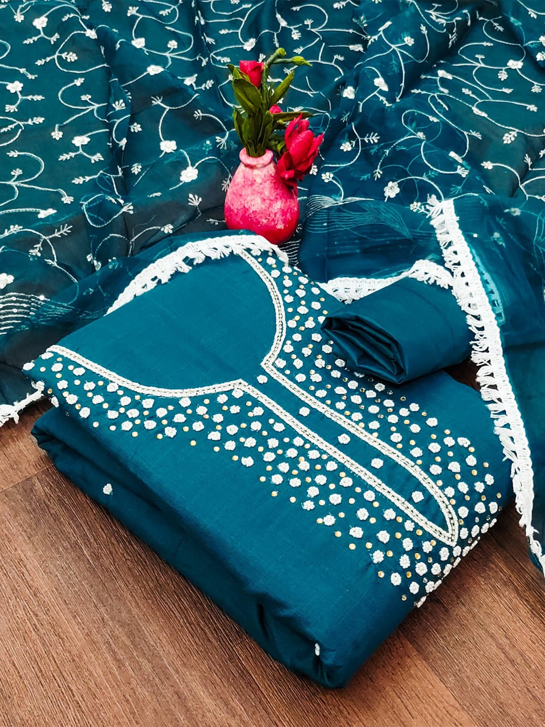 

ZEEPKART Floral Embellished Beads and Stones Unstitched Dress Material, Teal