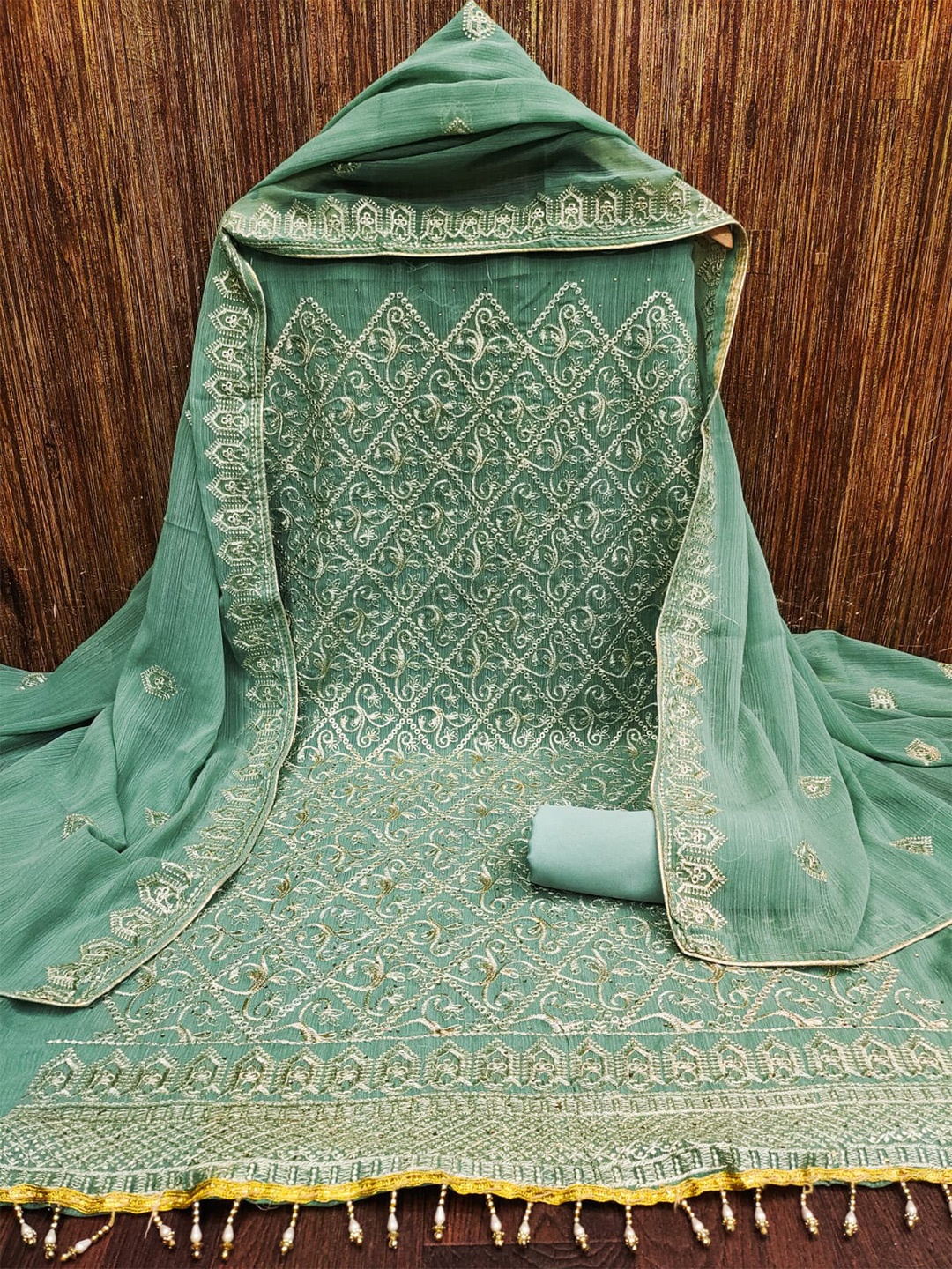 

ZEEPKART Ethnic Motifs Embroidered Unstitched Dress Material, Turquoise blue
