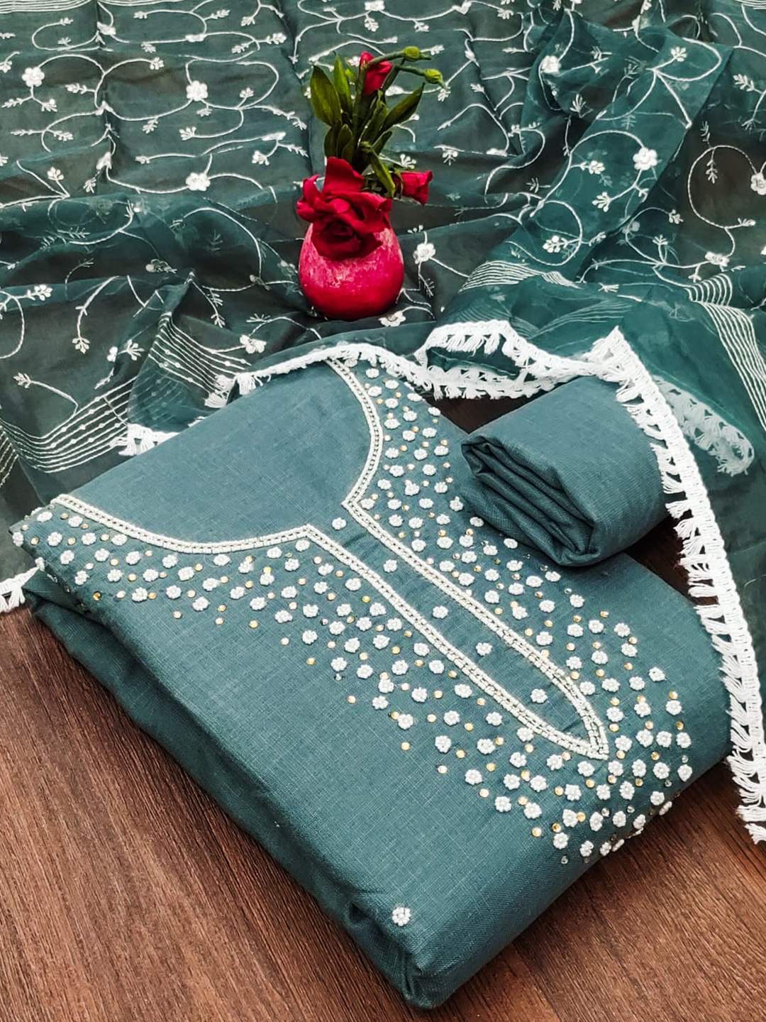 

ZEEPKART Floral Embellished Beads and Stones Unstitched Dress Material, Teal