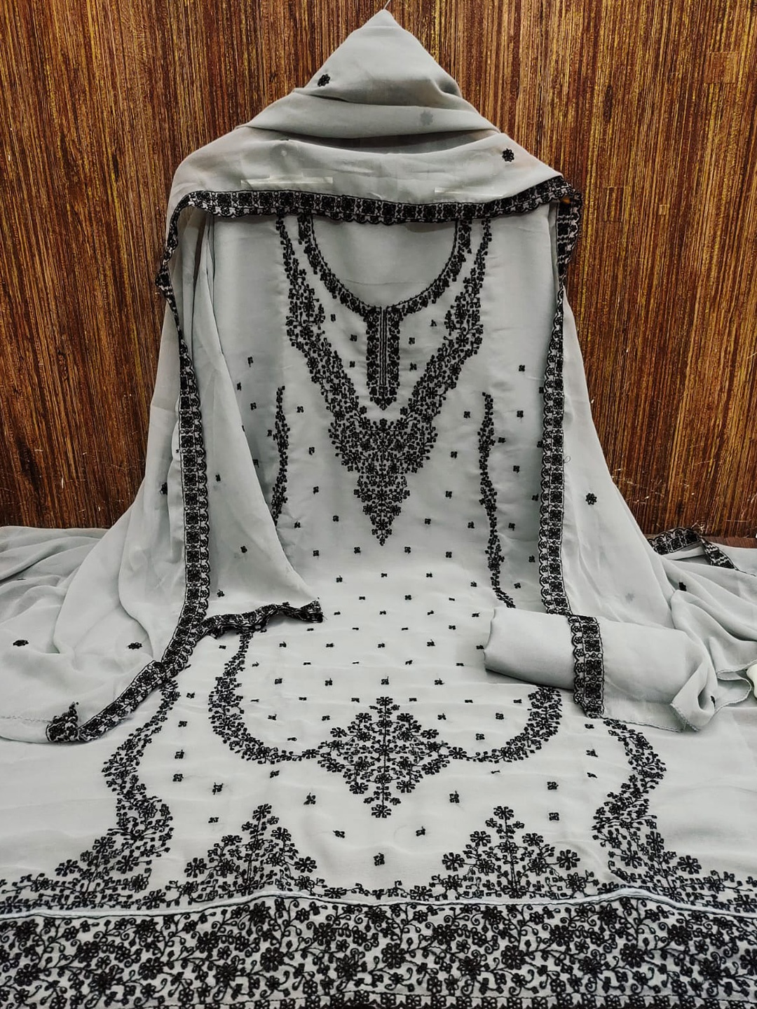 

ZEEPKART Ethnic Motifs Embroidered Unstitched Dress Material, Grey