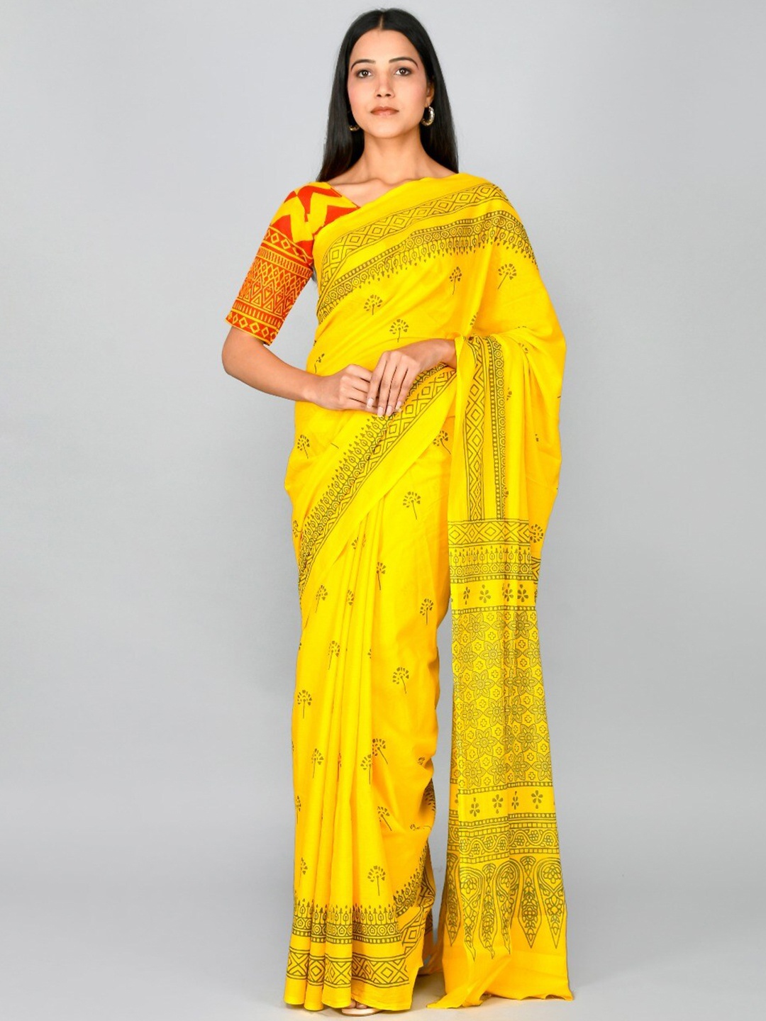 

JALTHER Floral Block Print Saree, Yellow