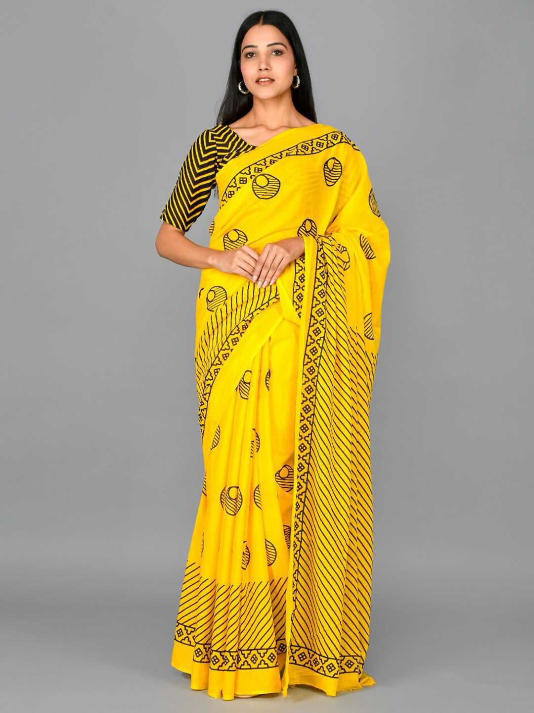 

JALTHER Geometric Printed Block Print Saree, Yellow