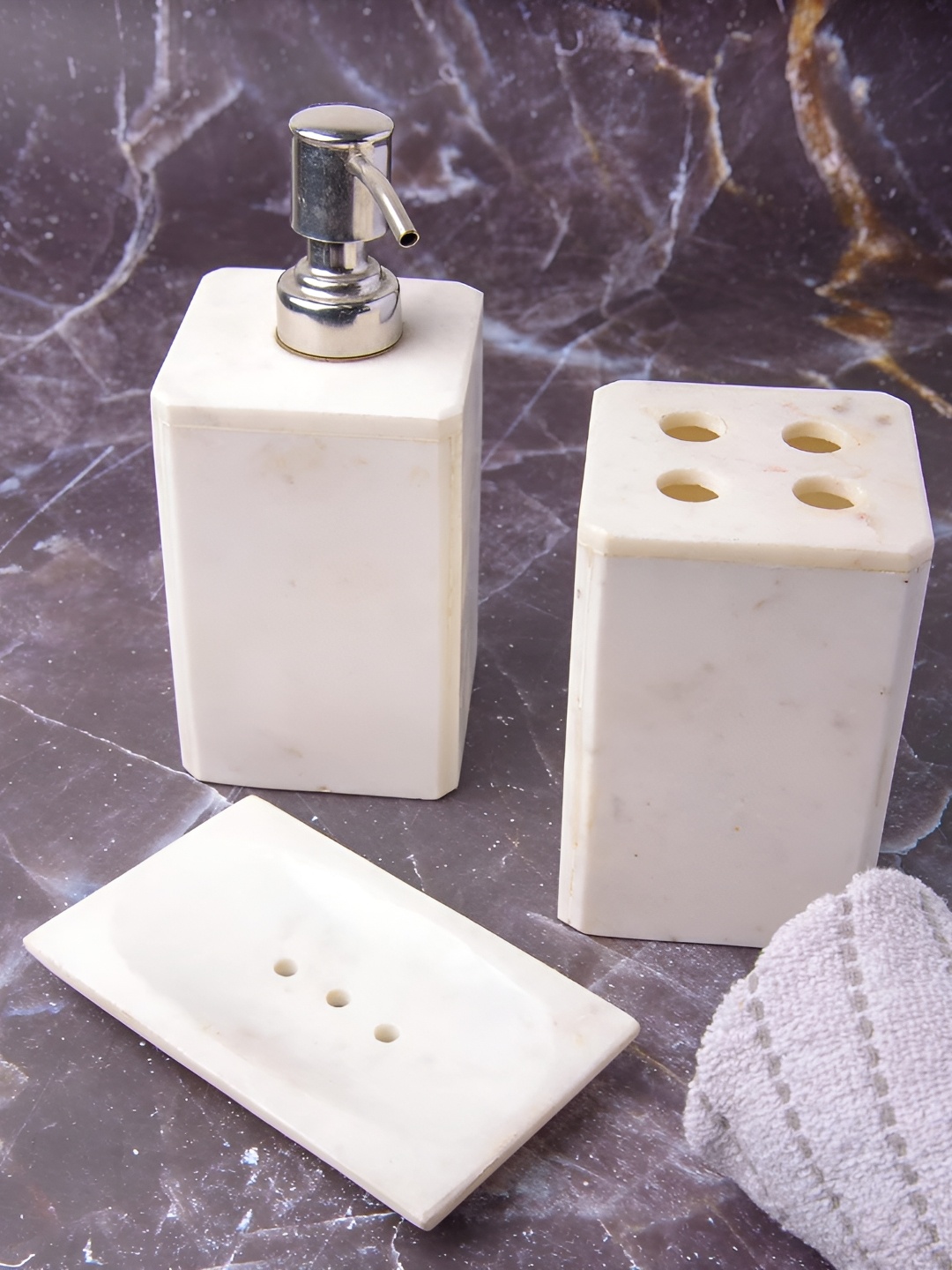 

INDIA MEETS INDIA White & Silver Toned 3 Pieces Ceramic Bath Accessories Set