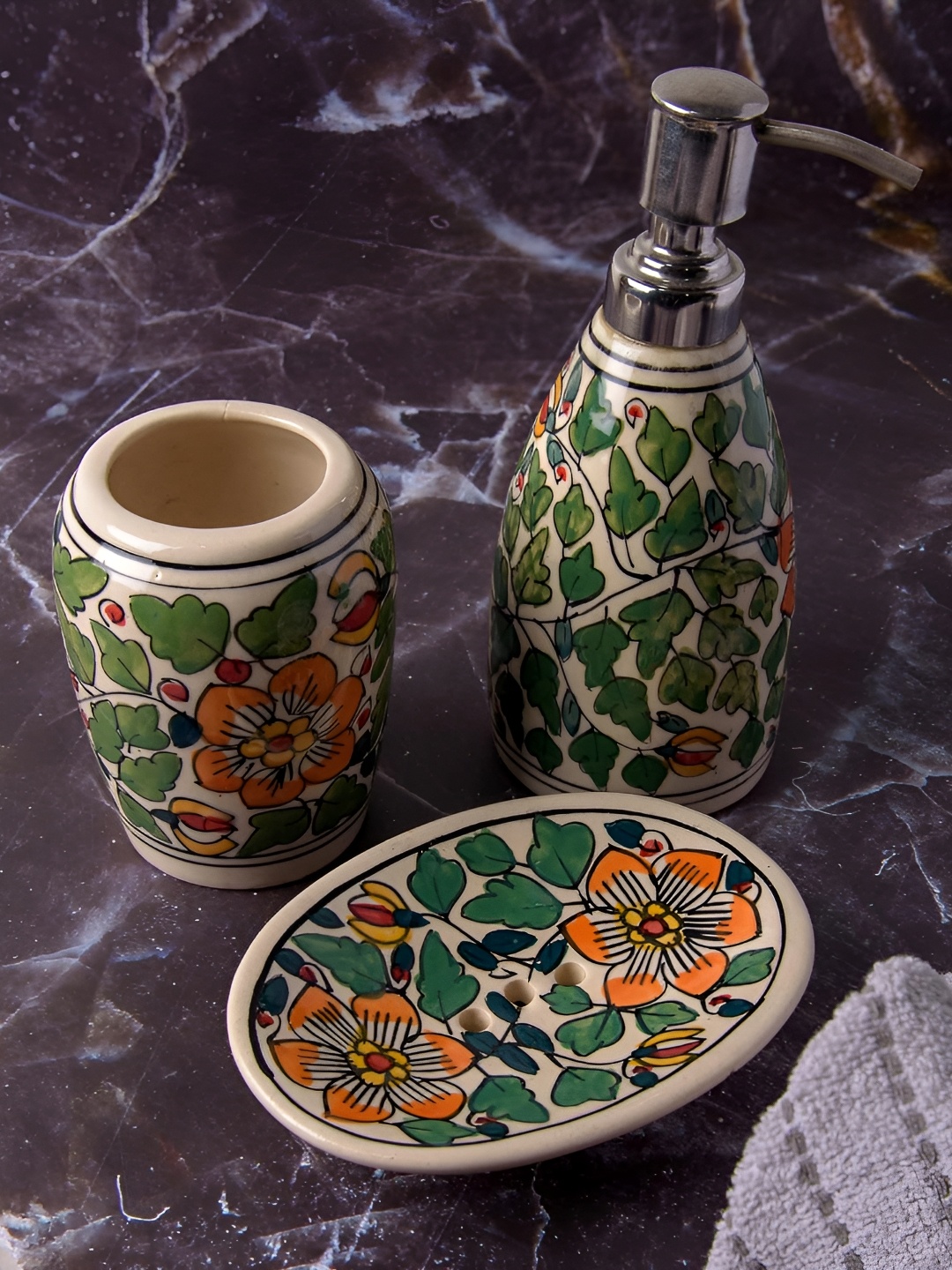 

INDIA MEETS INDIA Green 3 pieces Printed Ceramic Bath Accessories Set