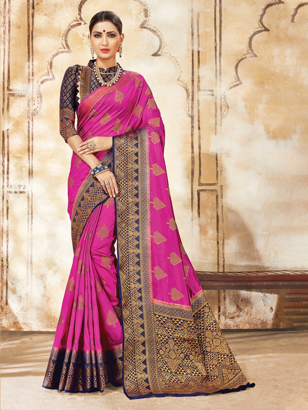 

Ishin Ethnic Motif Woven Design Zari Saree, Pink