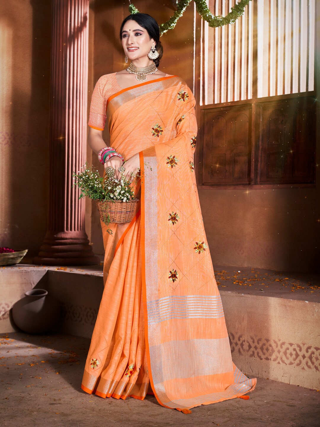 

Ishin Floral Embroidered Saree, Orange