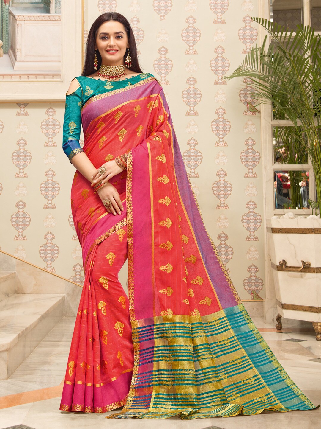 

Ishin Ethnic Motifs Woven Design Zari Saree, Pink