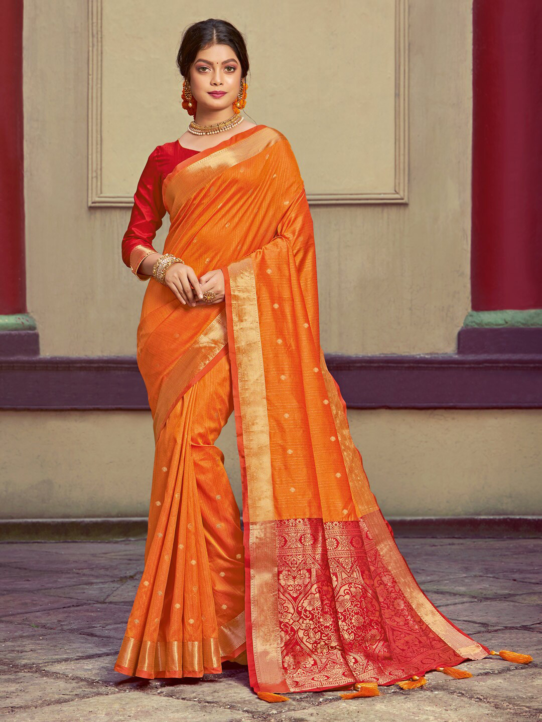 

Ishin Geometric Woven Design Zari Saree, Orange