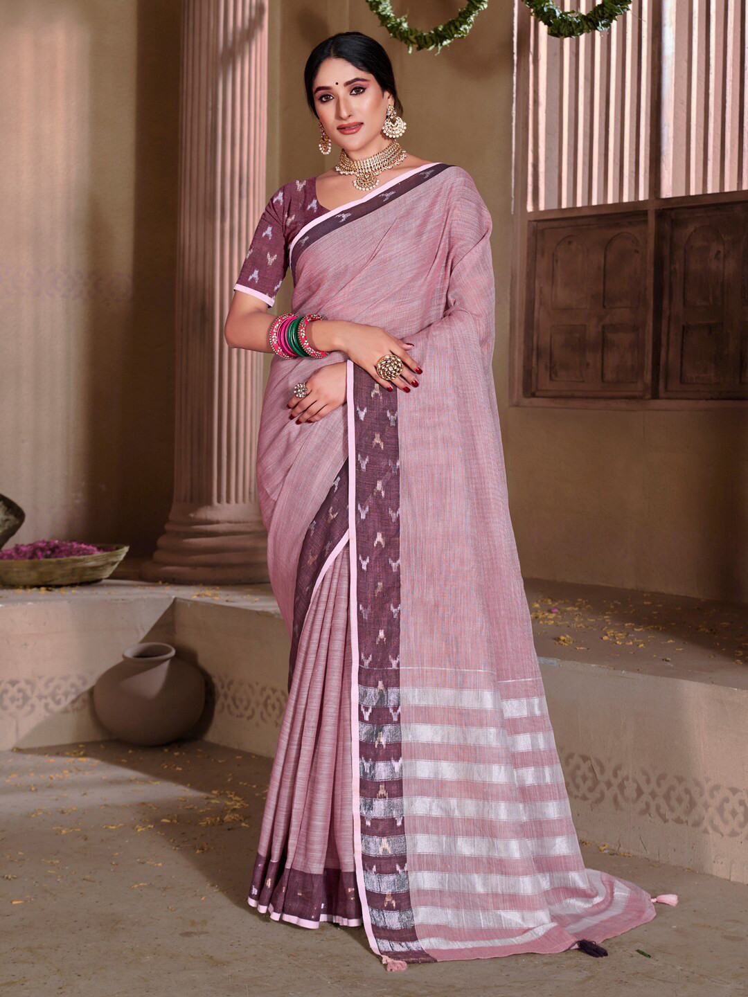 

Ishin Woven Design Saree, Purple