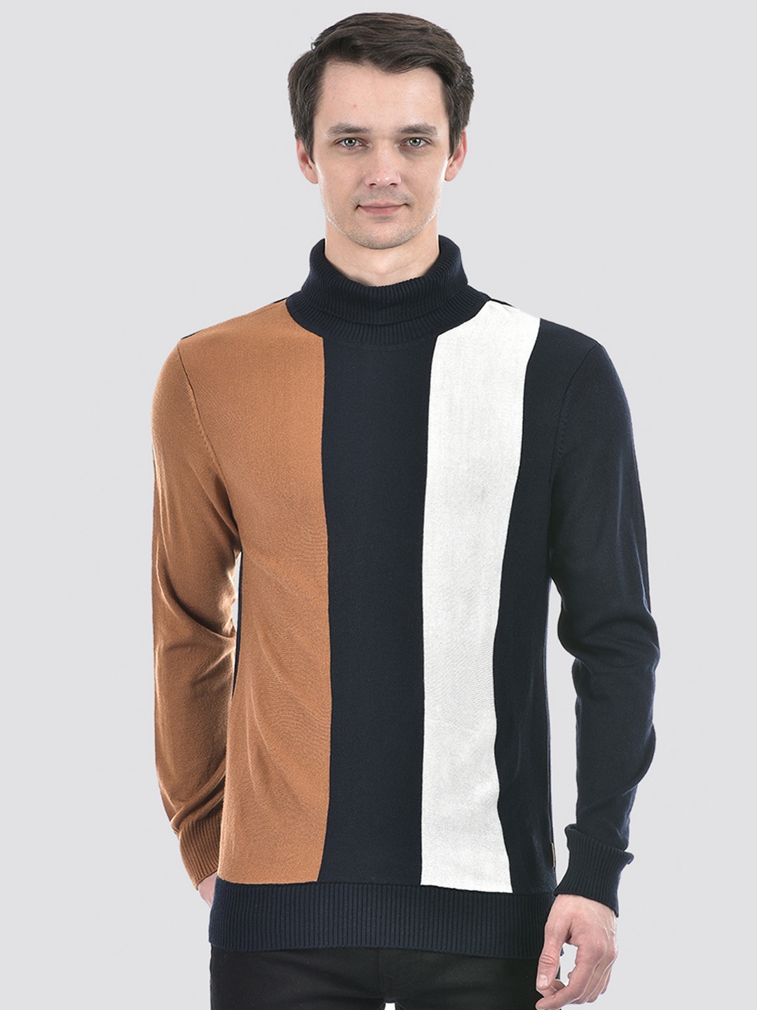 

Numero Uno Colourblocked Turtle Neck Long Sleeves Acrylic Pullover Sweater, Black