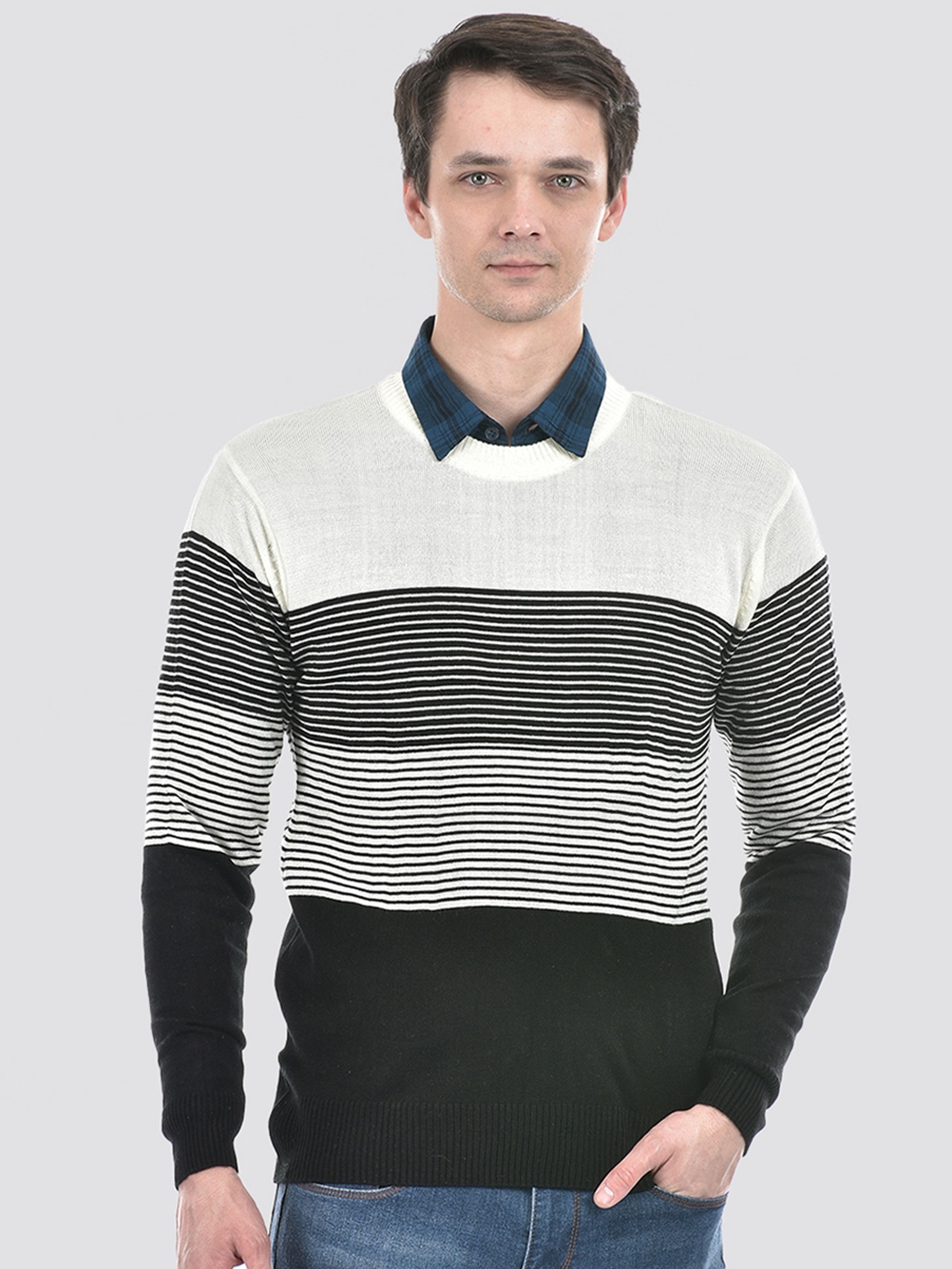 

Numero Uno Striped Round Neck Acrylic Pullover Sweater, White