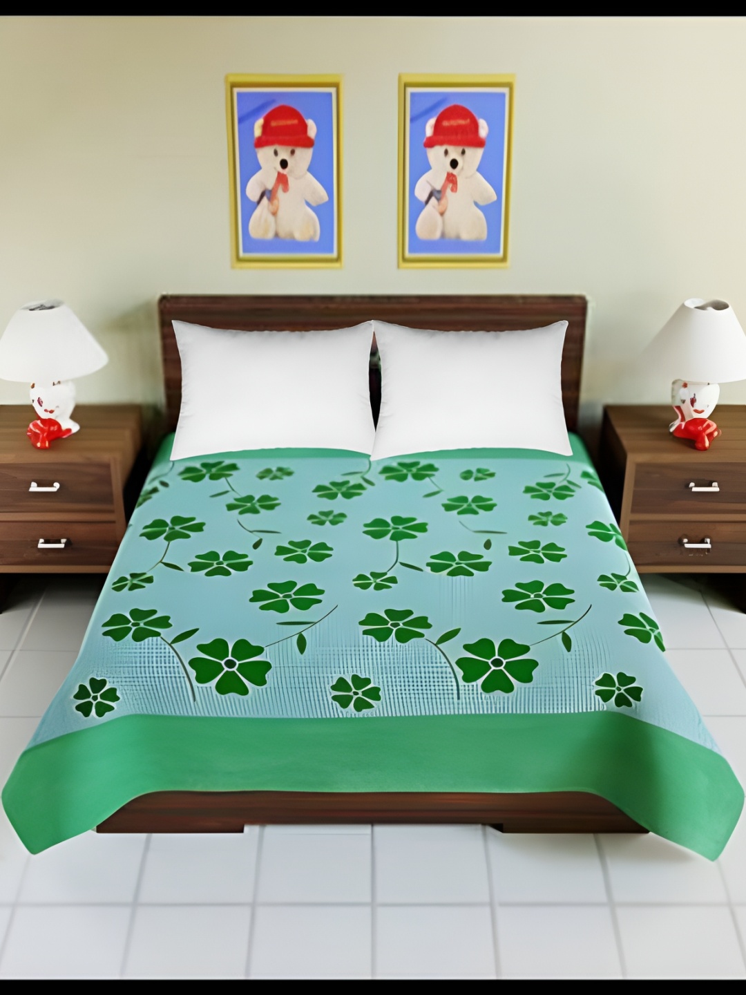 

Supreme Home Collective Green Floral Microfiber 144 TC Single Bedsheet