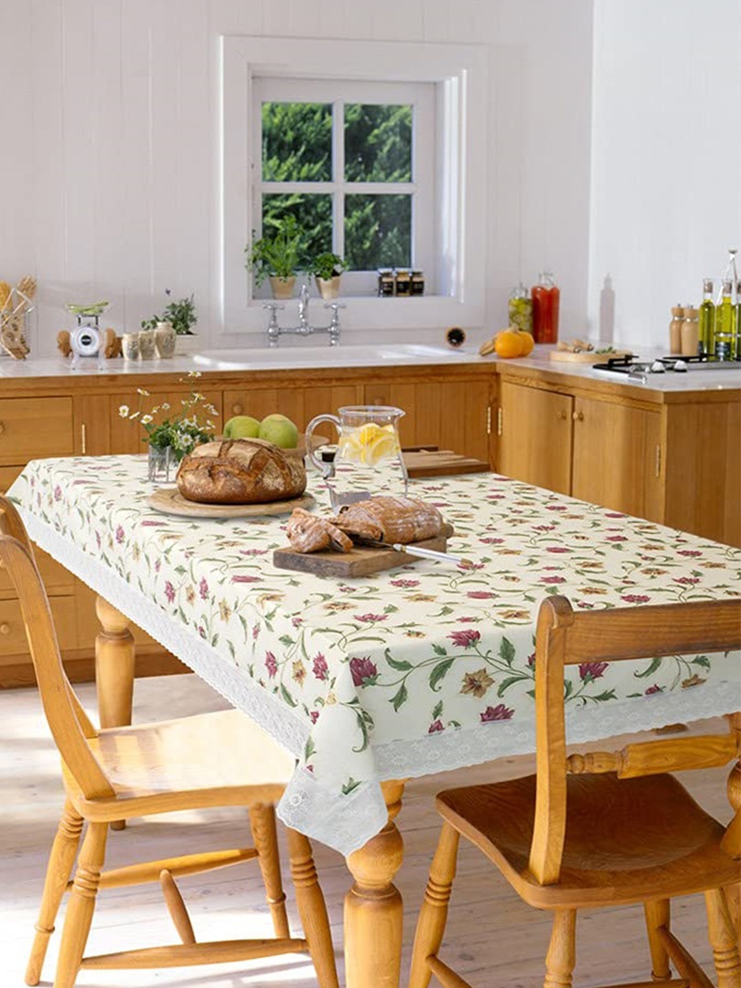 

Freelance Gold-Toned & Red Floral Printed Waterproof Highly Durable 6-Seater Table Cover