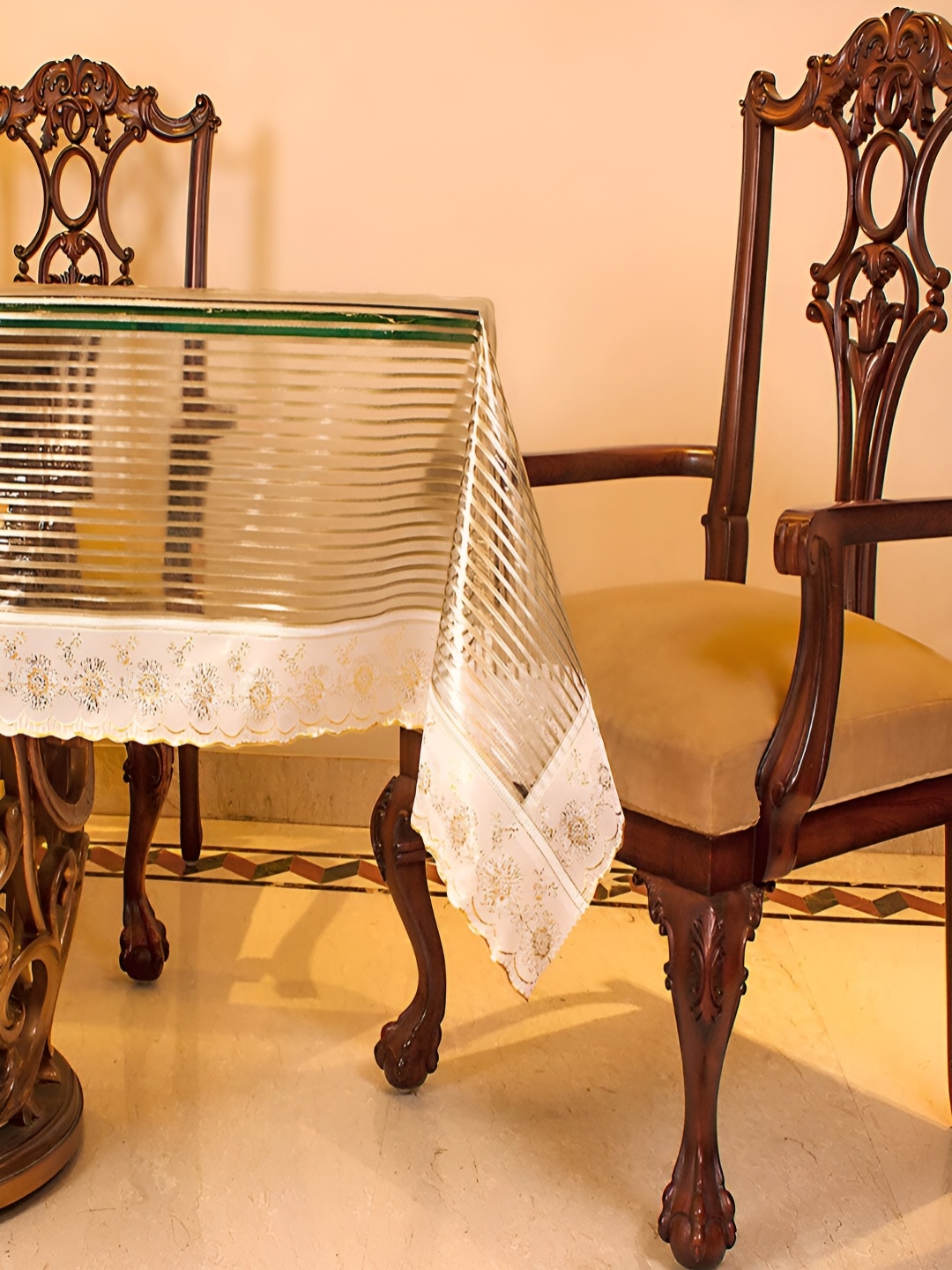

Freelance Gold-Toned 6Seater Striped Waterproof Rectangle Table Cover