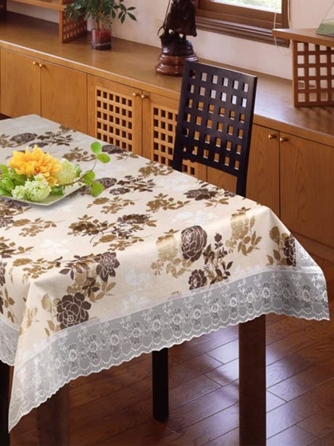 

Freelance Gold-Toned Waterproof Plastic 8 Seater Table Cover