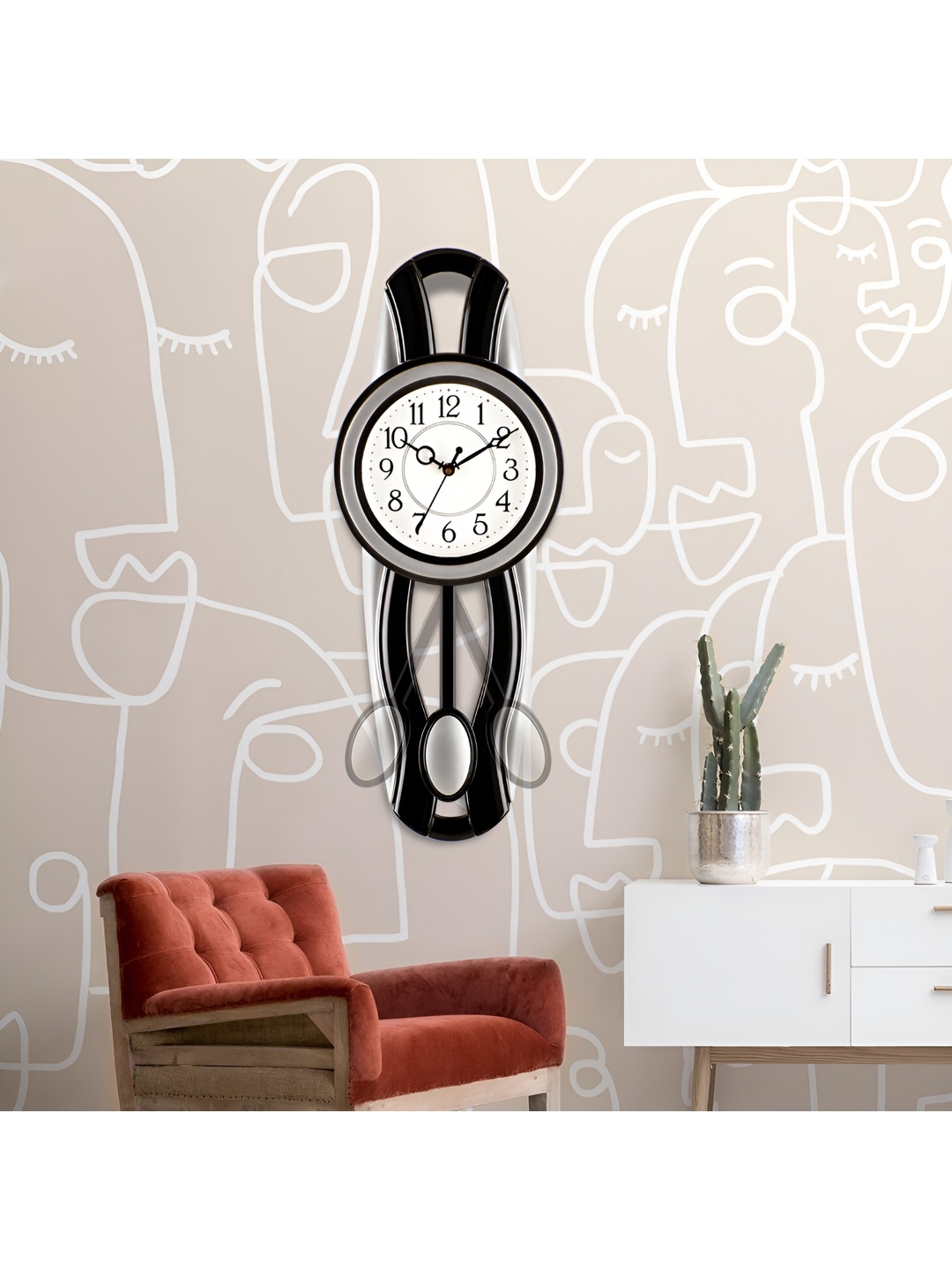 

Attractionz Att'z Silver Toned & Black Contemporary Round Analogue Pendulum Wall Clock
