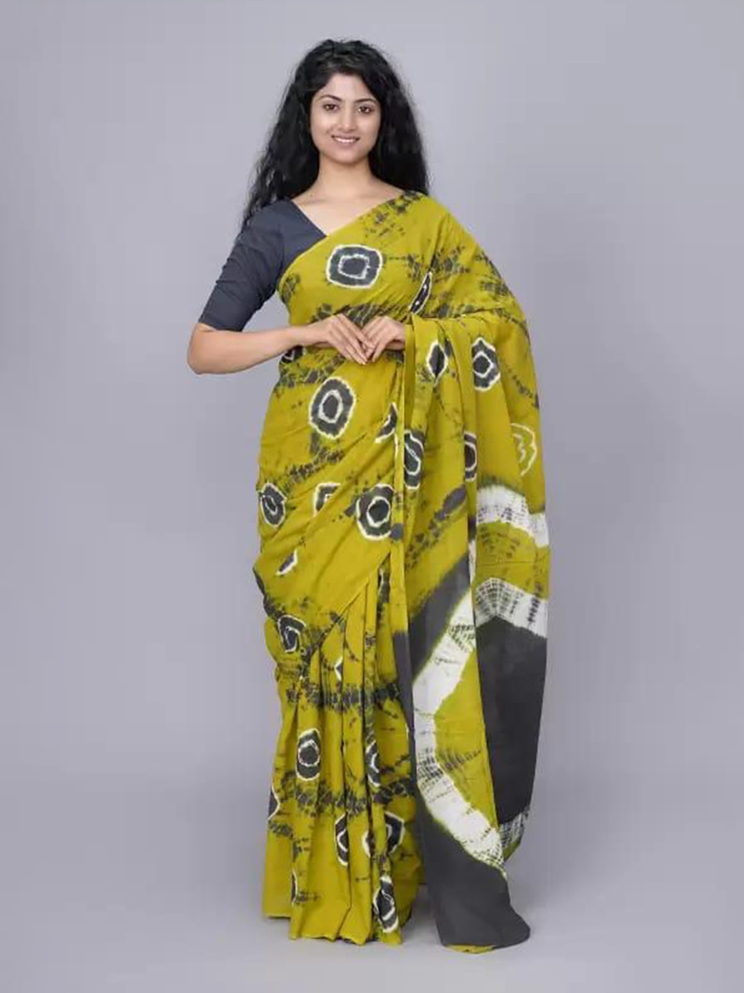 

KIAARON Tie and Dye Pure Cotton Block Print Saree, Green