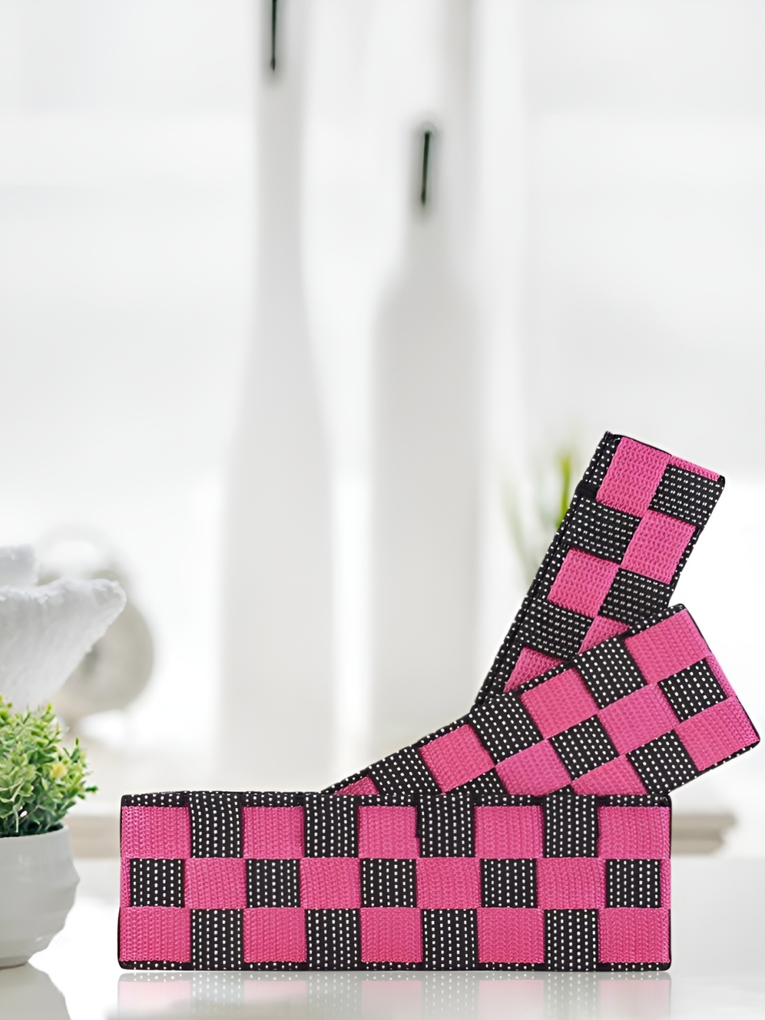 

Kookee Pink & Black 3 Pieces Checked Polypropylene Multi-Utility Organisers