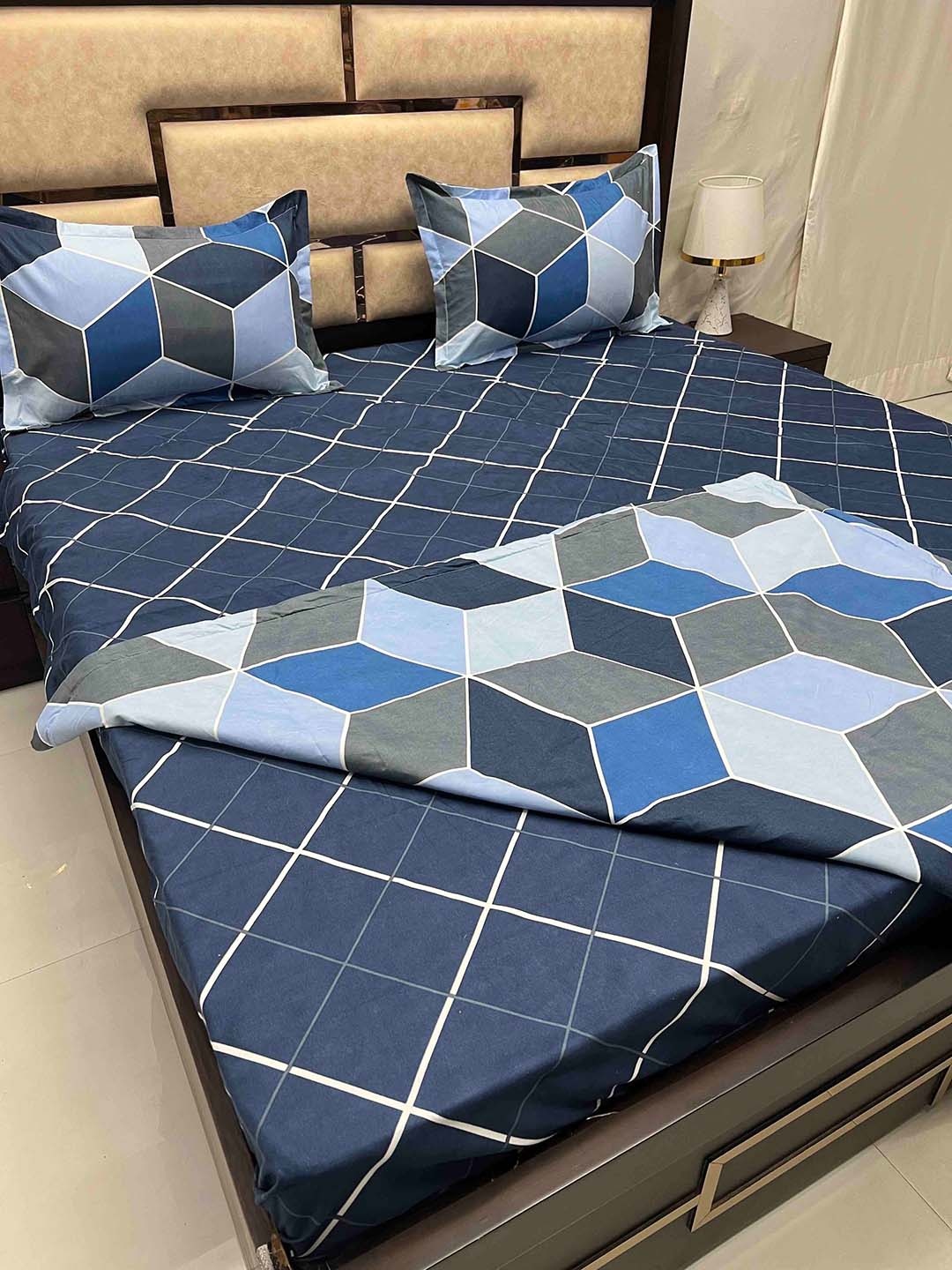 

Pure Decor Blue 4 Pieces Cotton King Comforter & Double Bedsheet With Pillow Covers