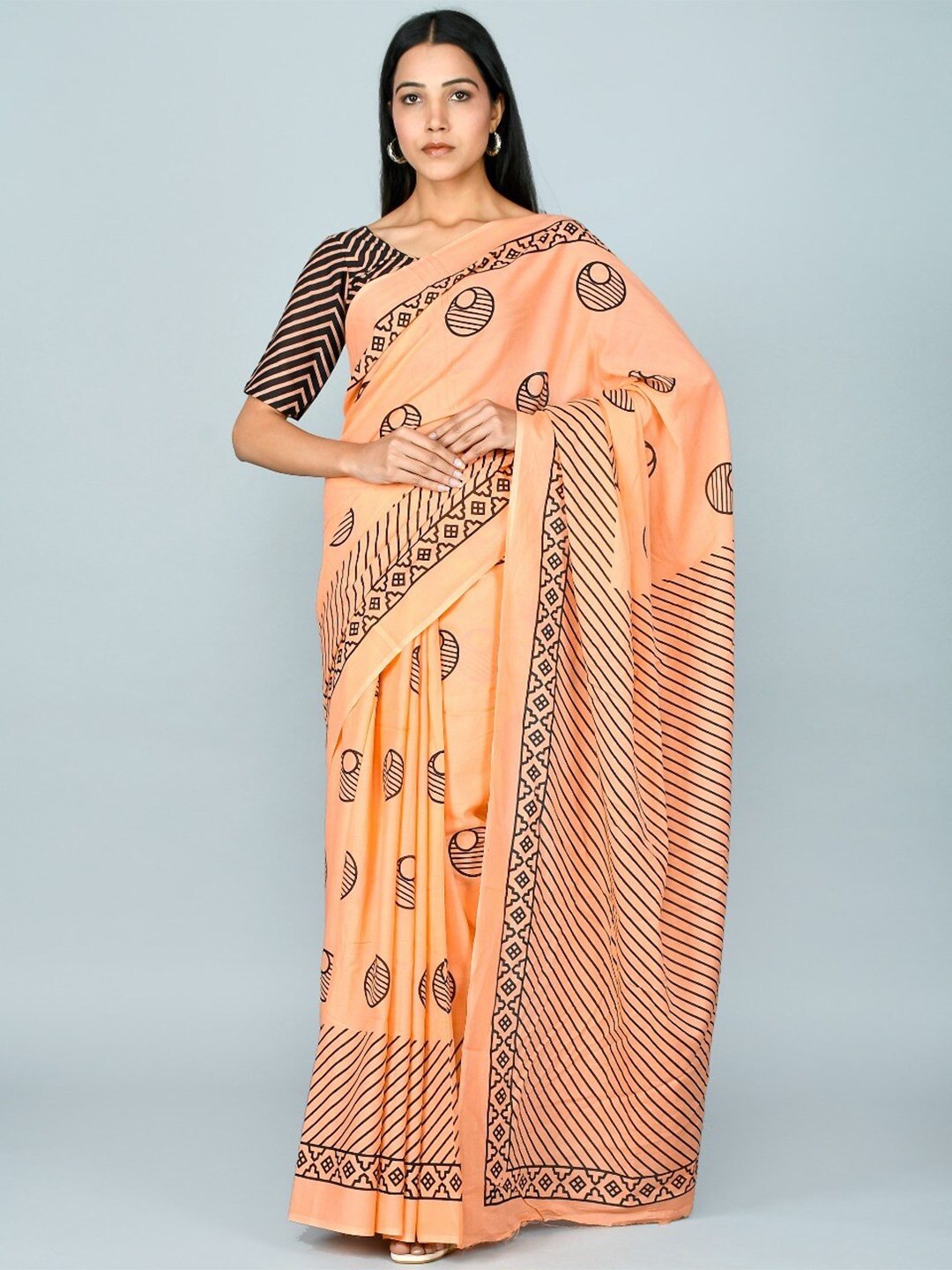 

KIAARON Pure Cotton Block Print Saree, Peach