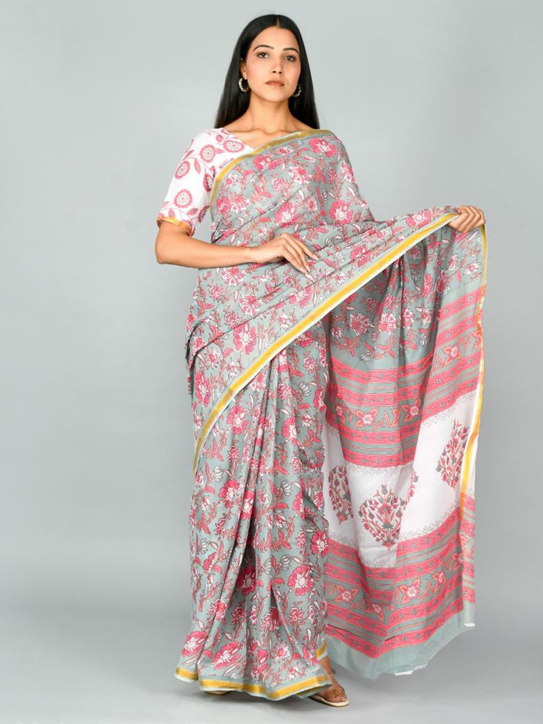 

KIAARON Ethnic Motifs Block Print Saree, Cream