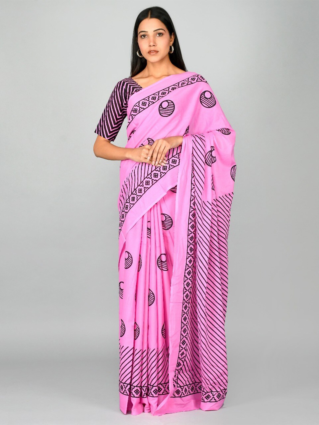 

KIAARON Block Print Saree, Pink