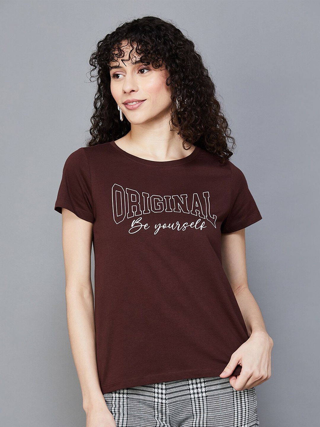 

Fame Forever by Lifestyle Typography Printed Pure Cotton T-shirt, Brown