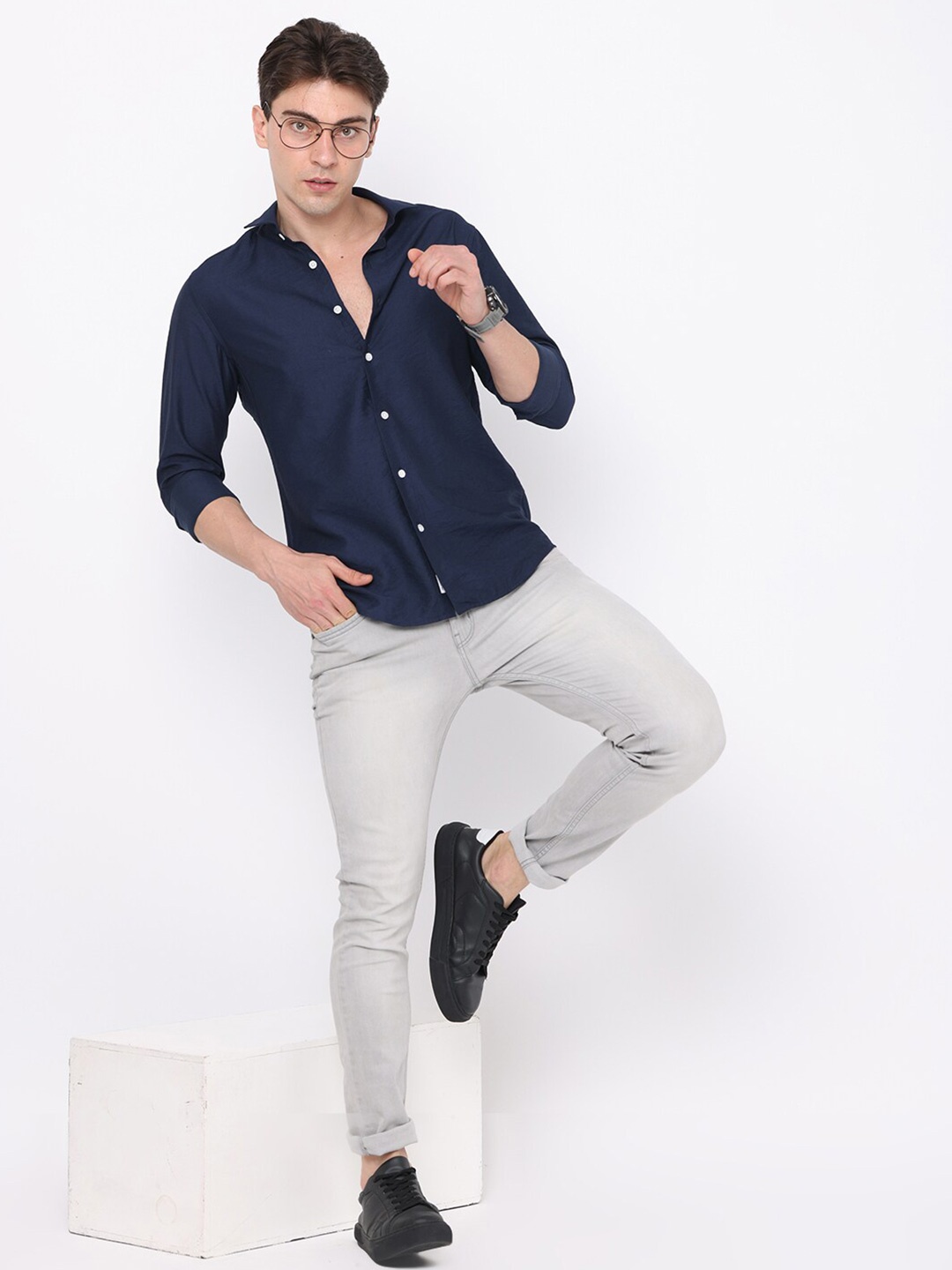 

FLY 69 Premium Slim Fit Spread Collar Pure Cotton Casual Shirt, Navy blue