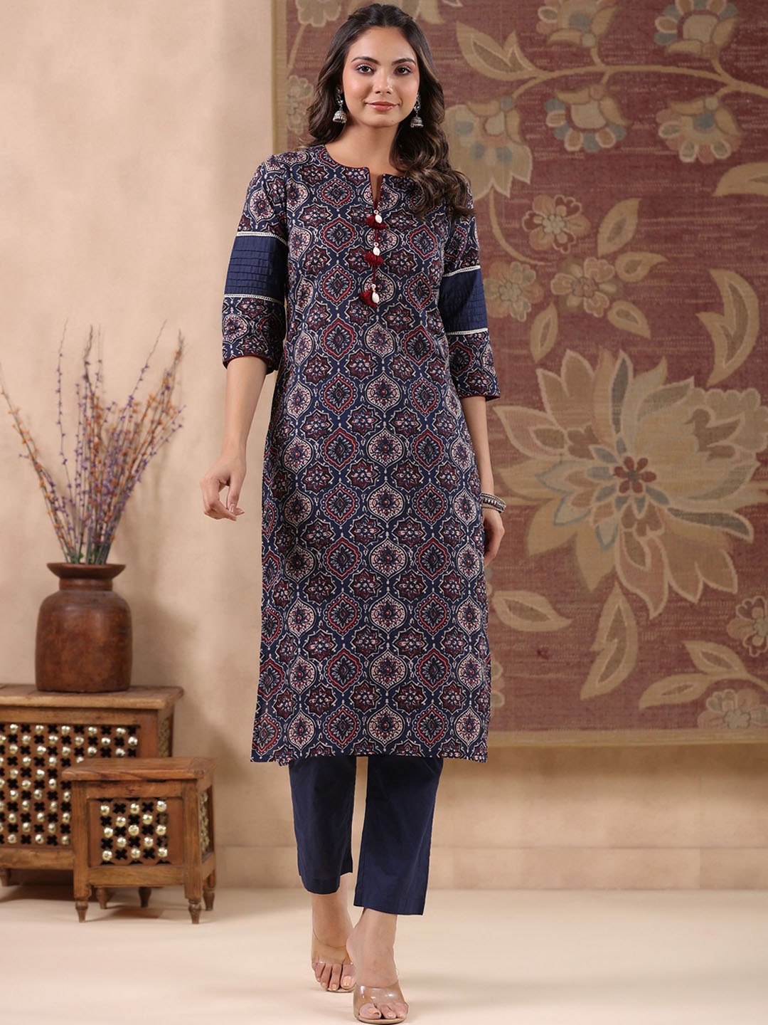 

GILLORI Indigo Printed Regular Pure Cotton Kurta with Trousers, Blue
