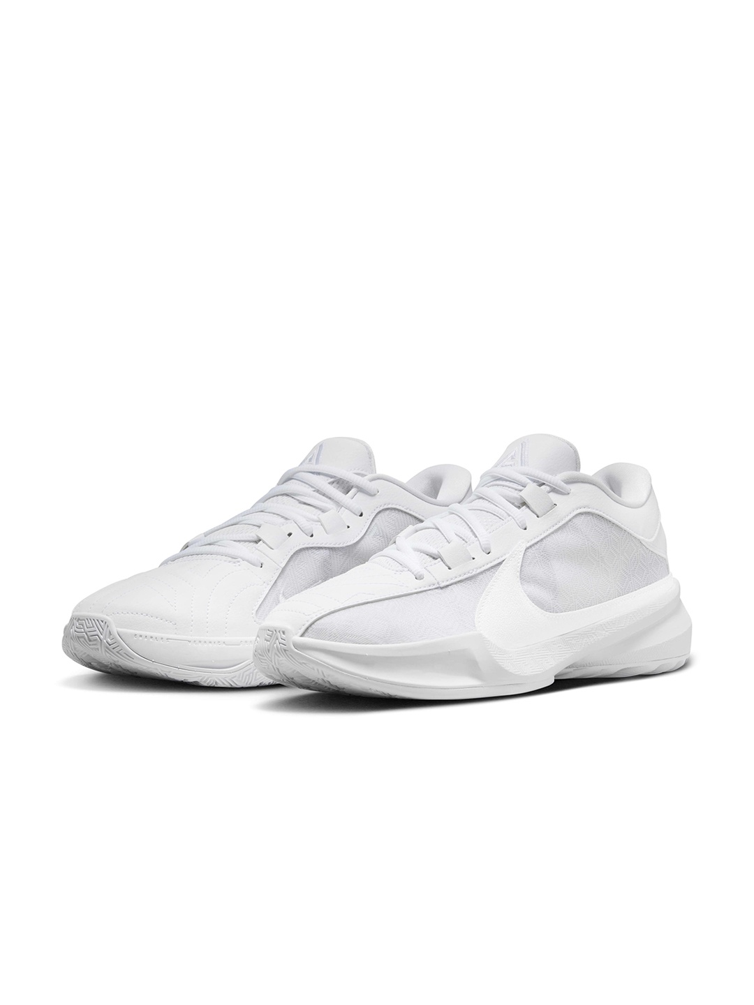 

Nike Men Freak 5 (Team) EP Basketball Shoes, White