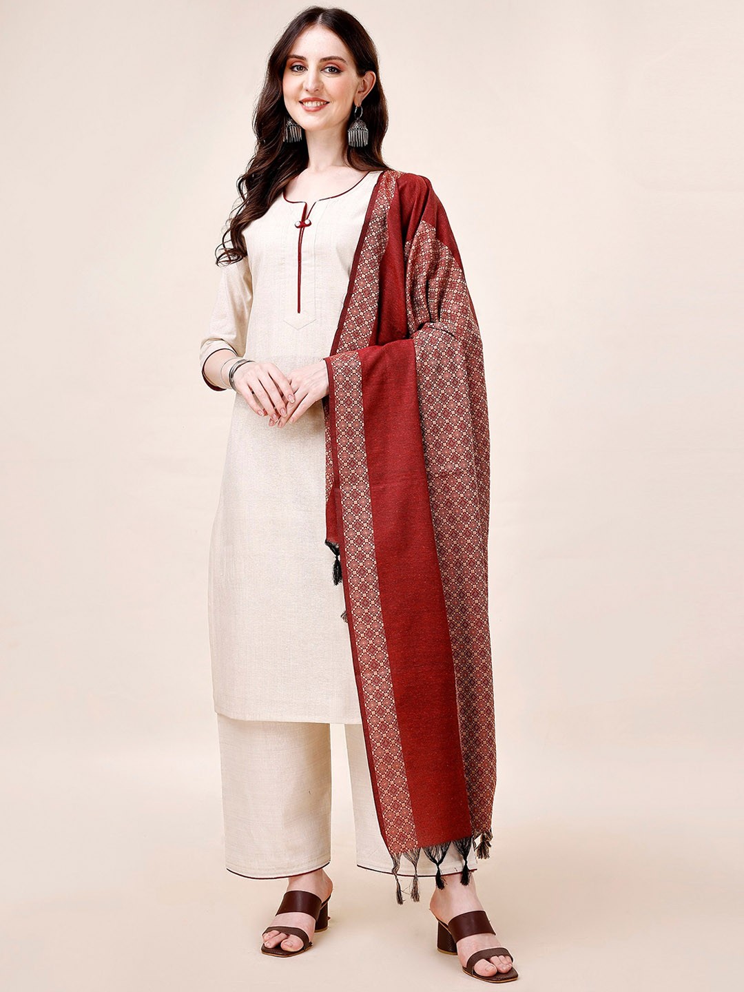 

WILNERCROWN Round Neck Pure Cotton Straight Kurta With Palazzos & Dupatta, White