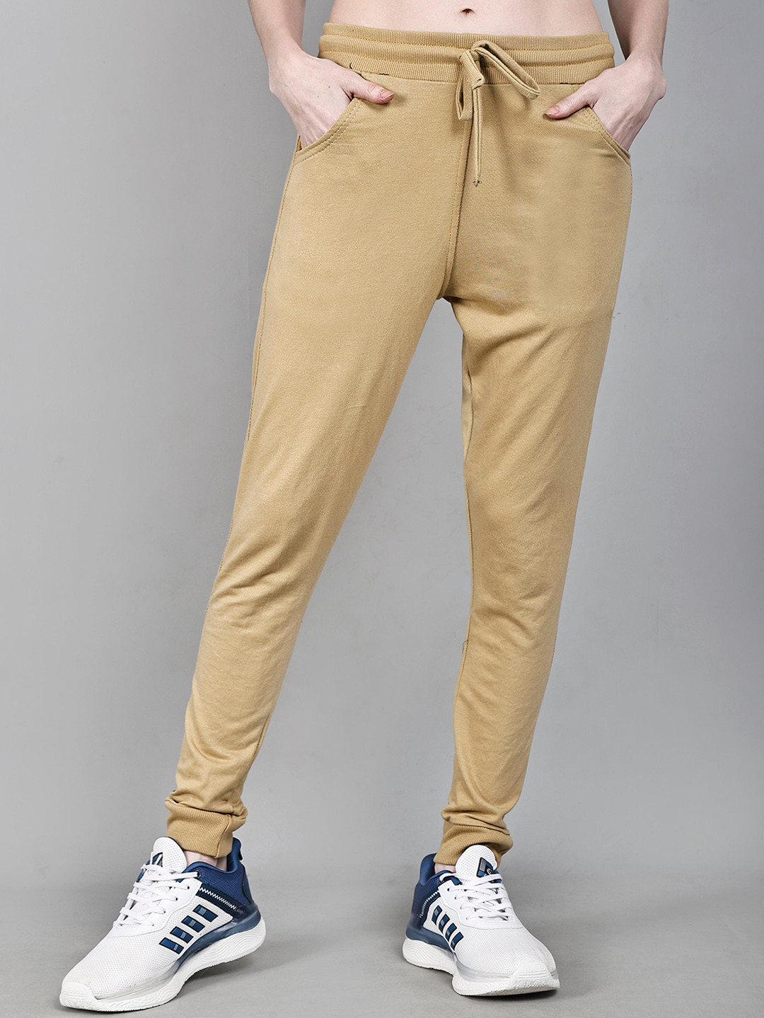 

BAESD Girls Slim Fit Rapid-Dry Cotton Training Joggers, Camel brown