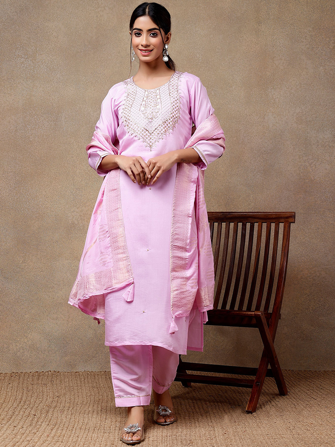 

J.KANJI Floral Yoke Design Round Neck Thread Work Straight Kurta with Trousers & Dupatta, Lavender