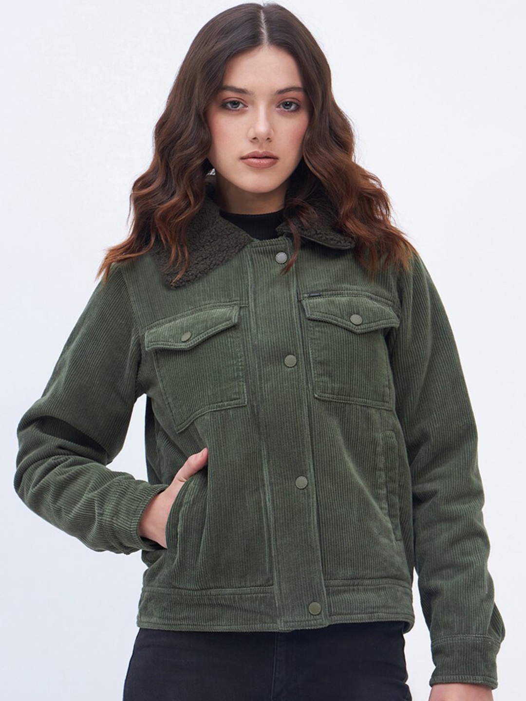 

Okane Corduroy Lightweight Tailored Jacket, Green