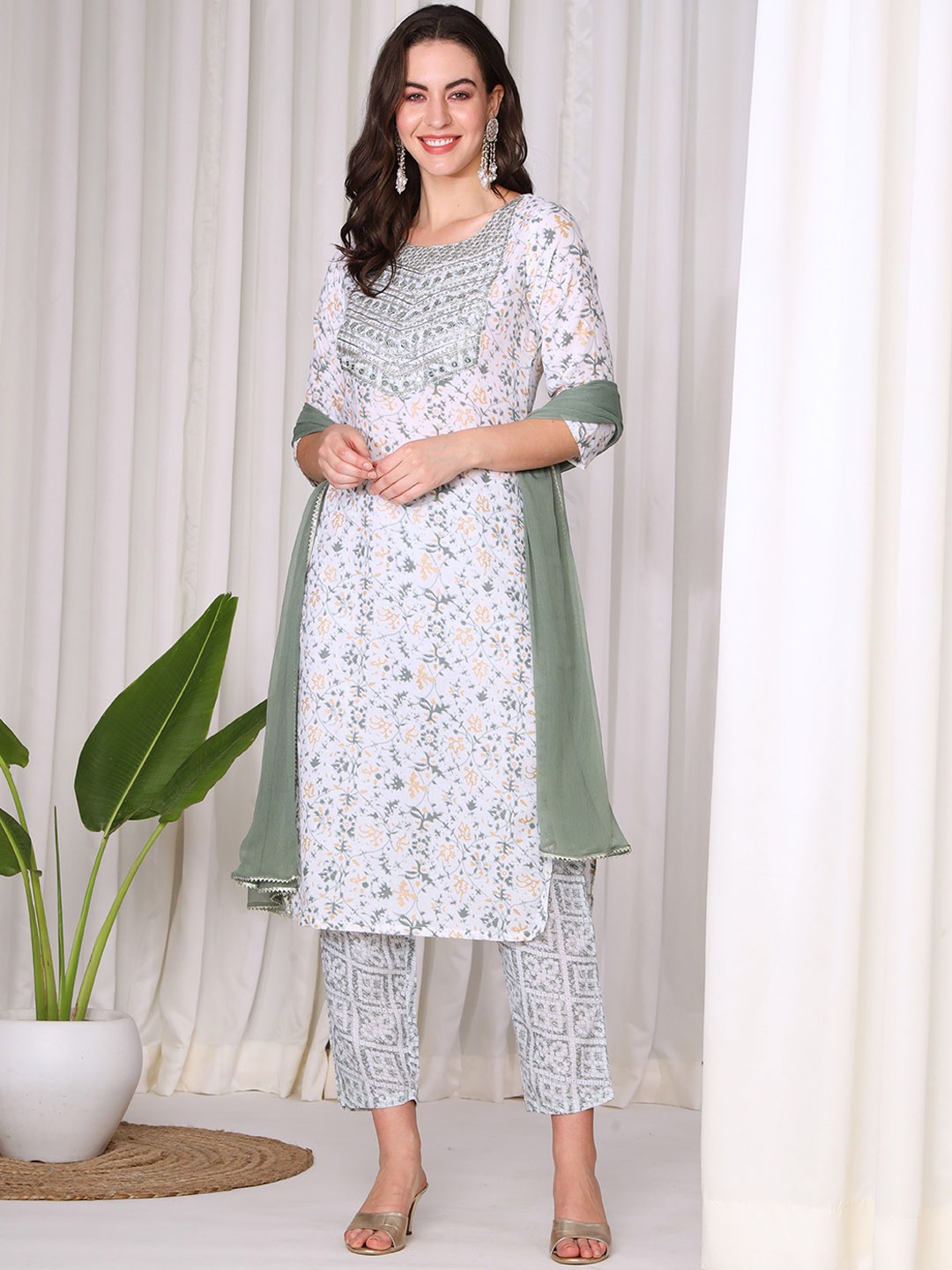 

J.KANJI Floral Printed Round Neck Zardozi Pure Cotton Straight Kurta Trousers & Dupatta, Lime green