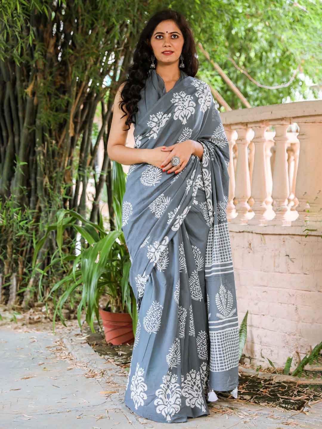 

Sanganeri Print Ethnic Motifs Printed Pure Cotton Bagru Saree, Grey