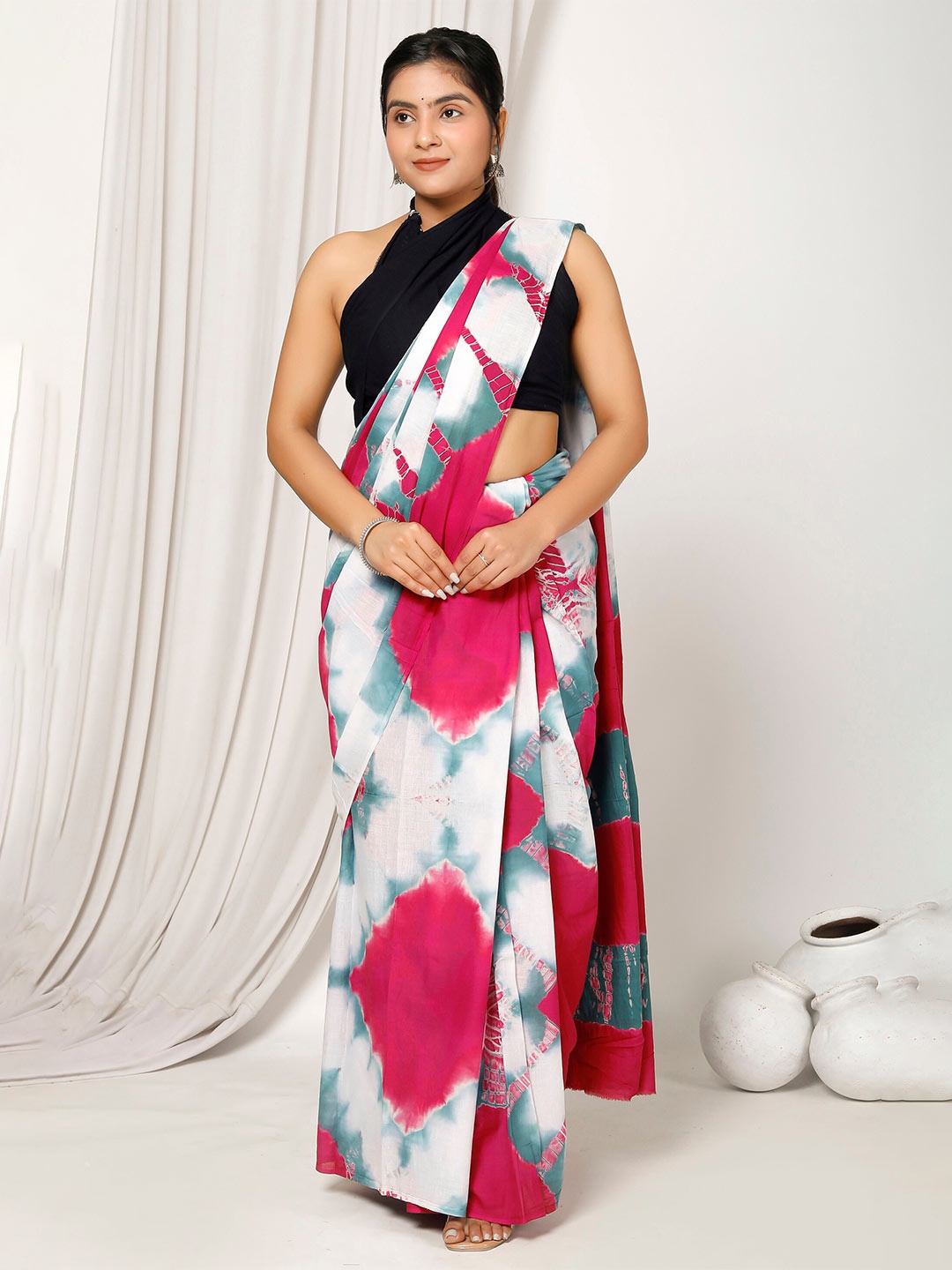 

Sanganeri Print Tie and Dye Pure Cotton Bagru Saree, Pink